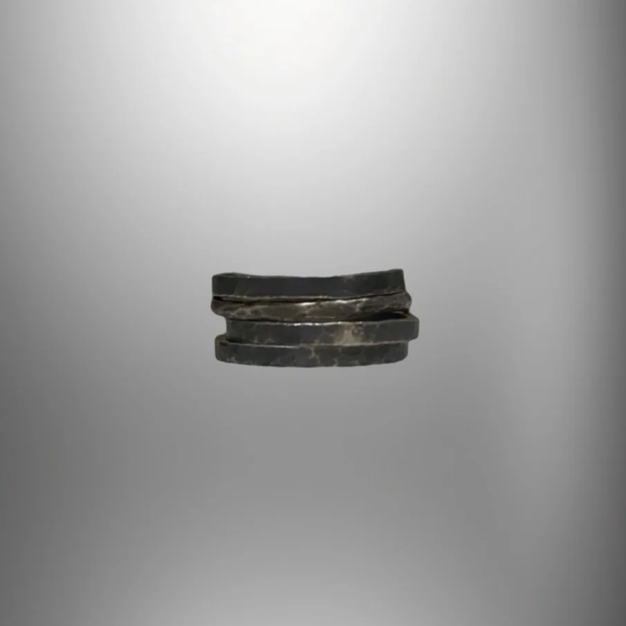 Per informazioni e ordini → WhatsApp