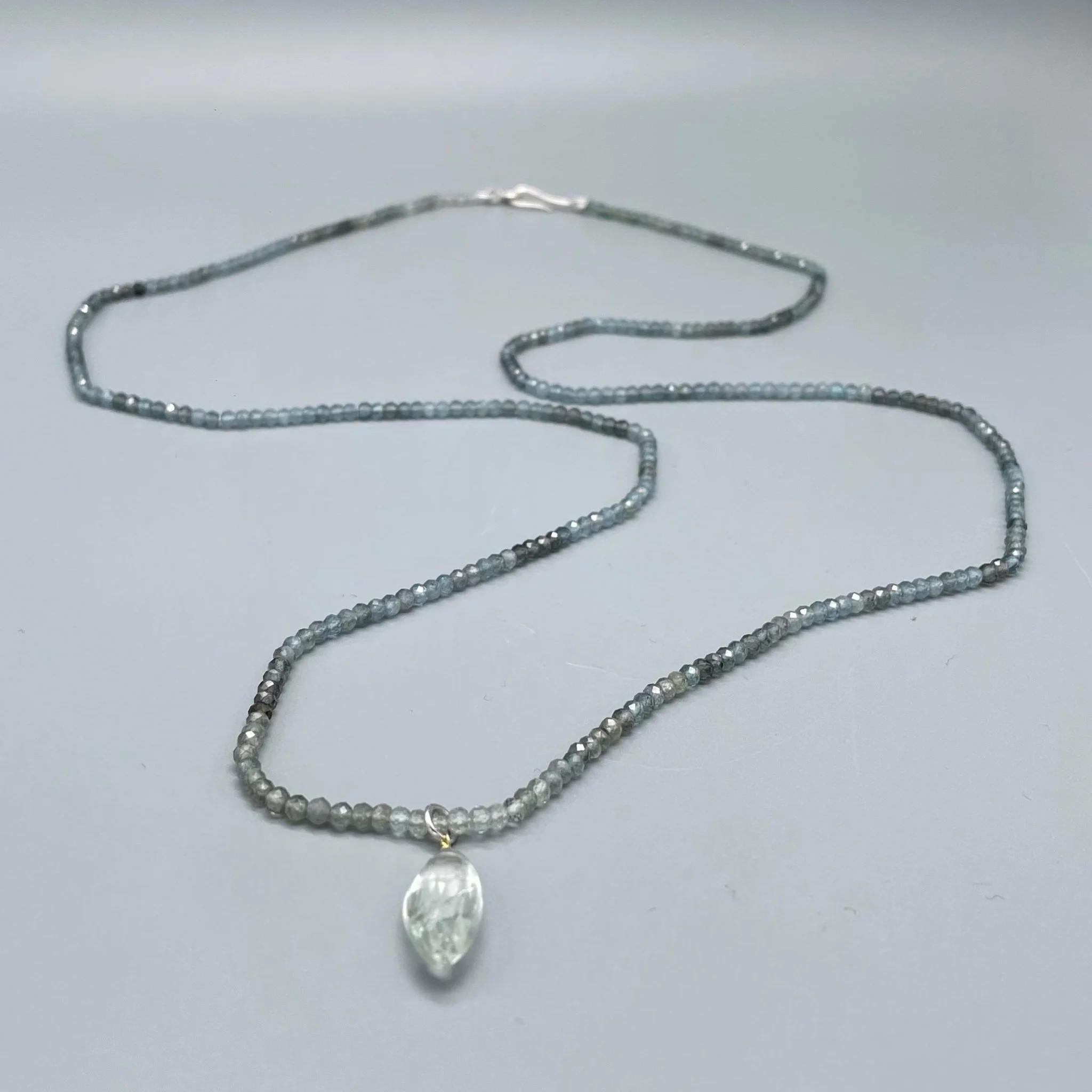 Per informazioni e ordini → WhatsApp