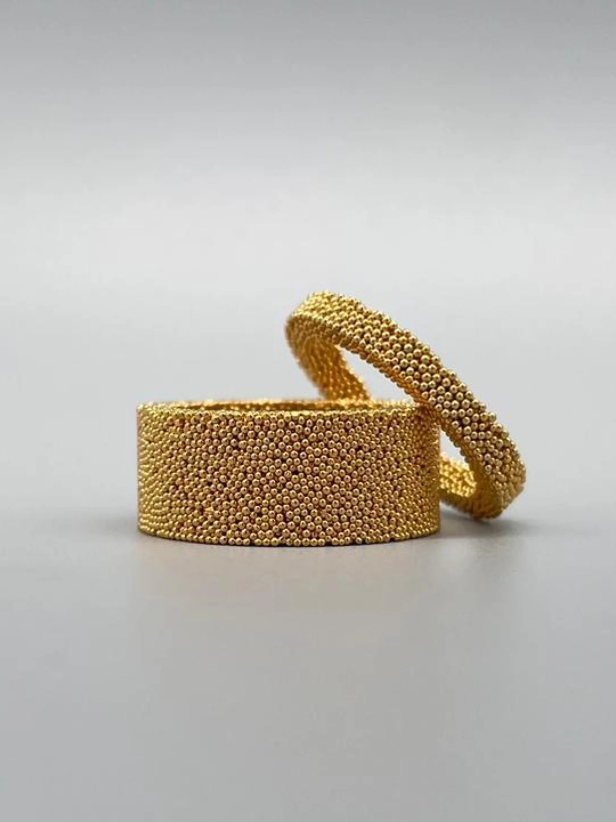 Contemporary ring in sintered bronze by Francesca Valpiani, Crepundia Gioielli Bologna