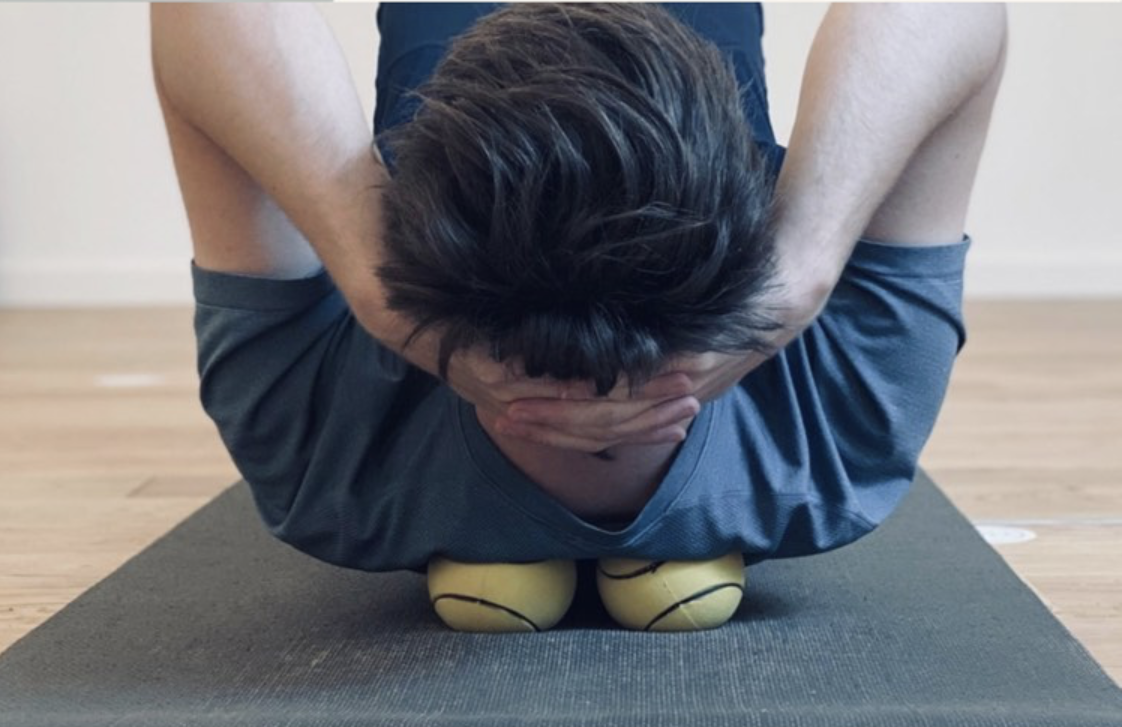Myofascial release og bindevævsmassage – eller bare massage med et buzzword navn? Hvad siger evidensen egentlig? 