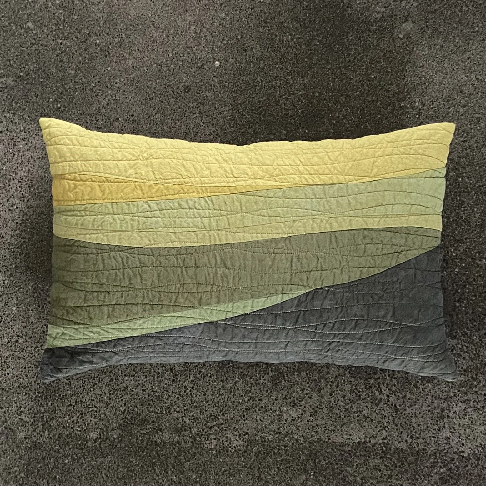 cotton 14" x 22"  ($60)