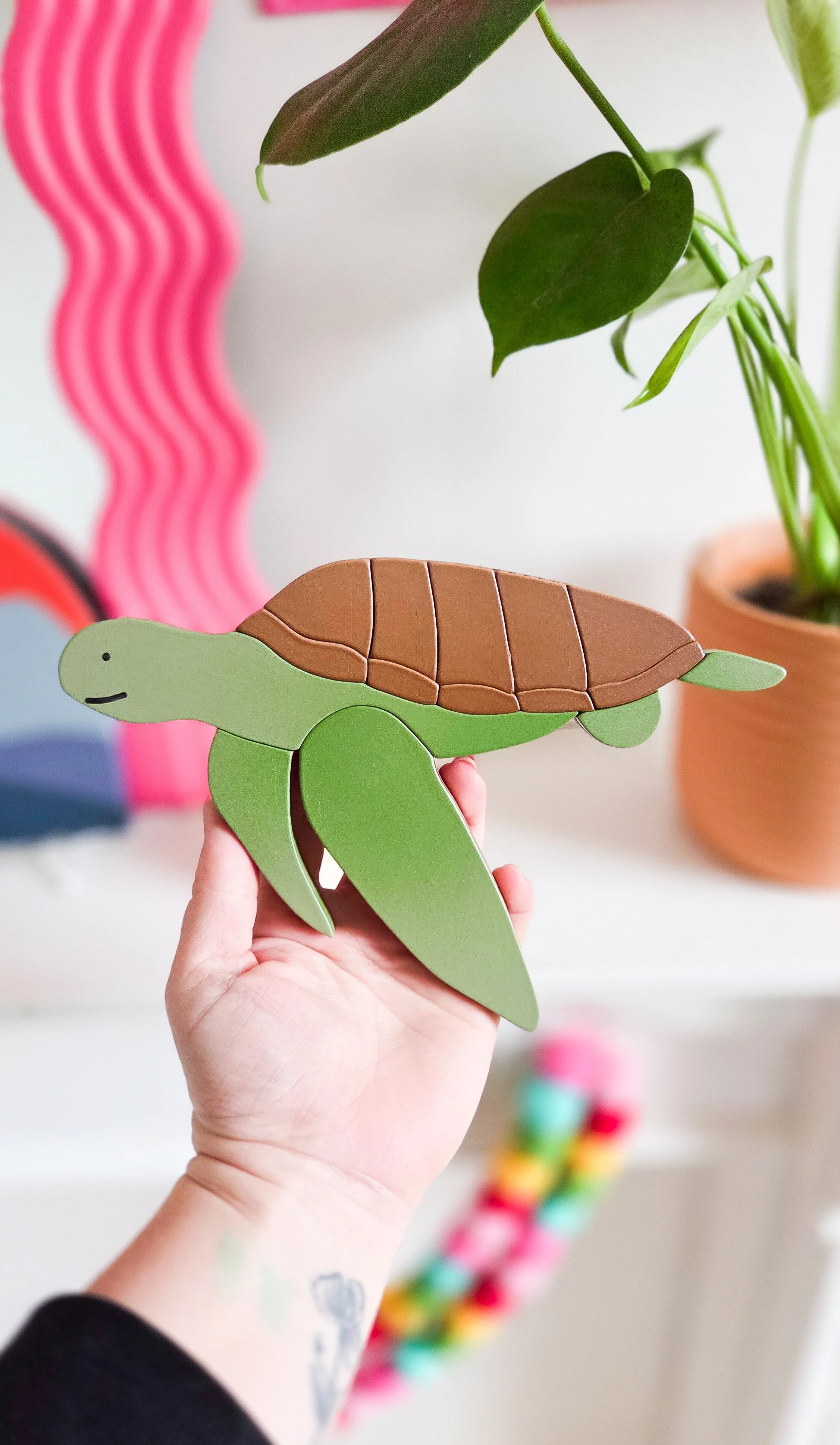Little wooden turtle wall decor plaque