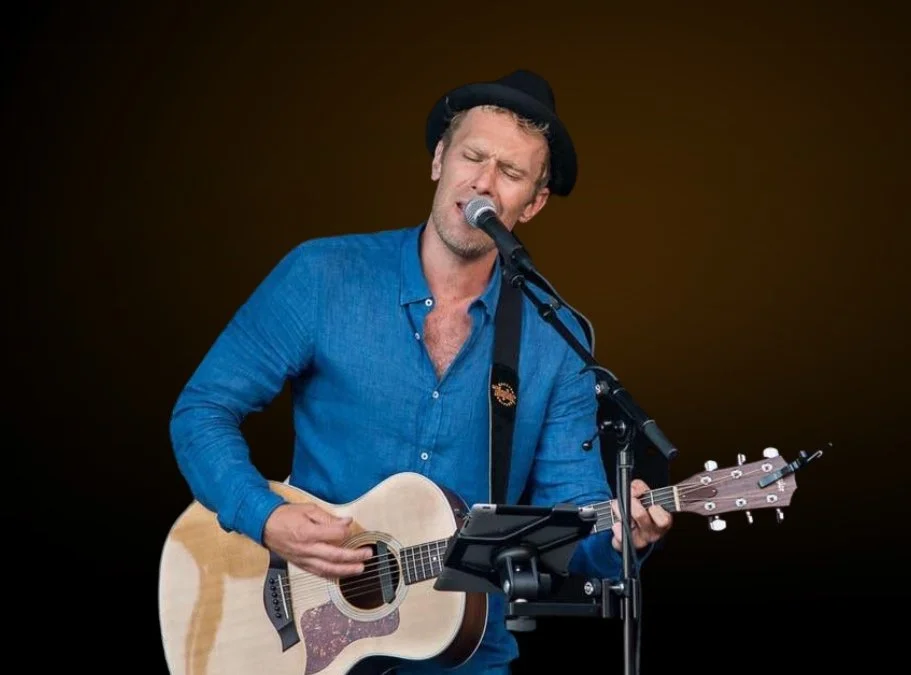 Mingeltrubadur Anders Hellström