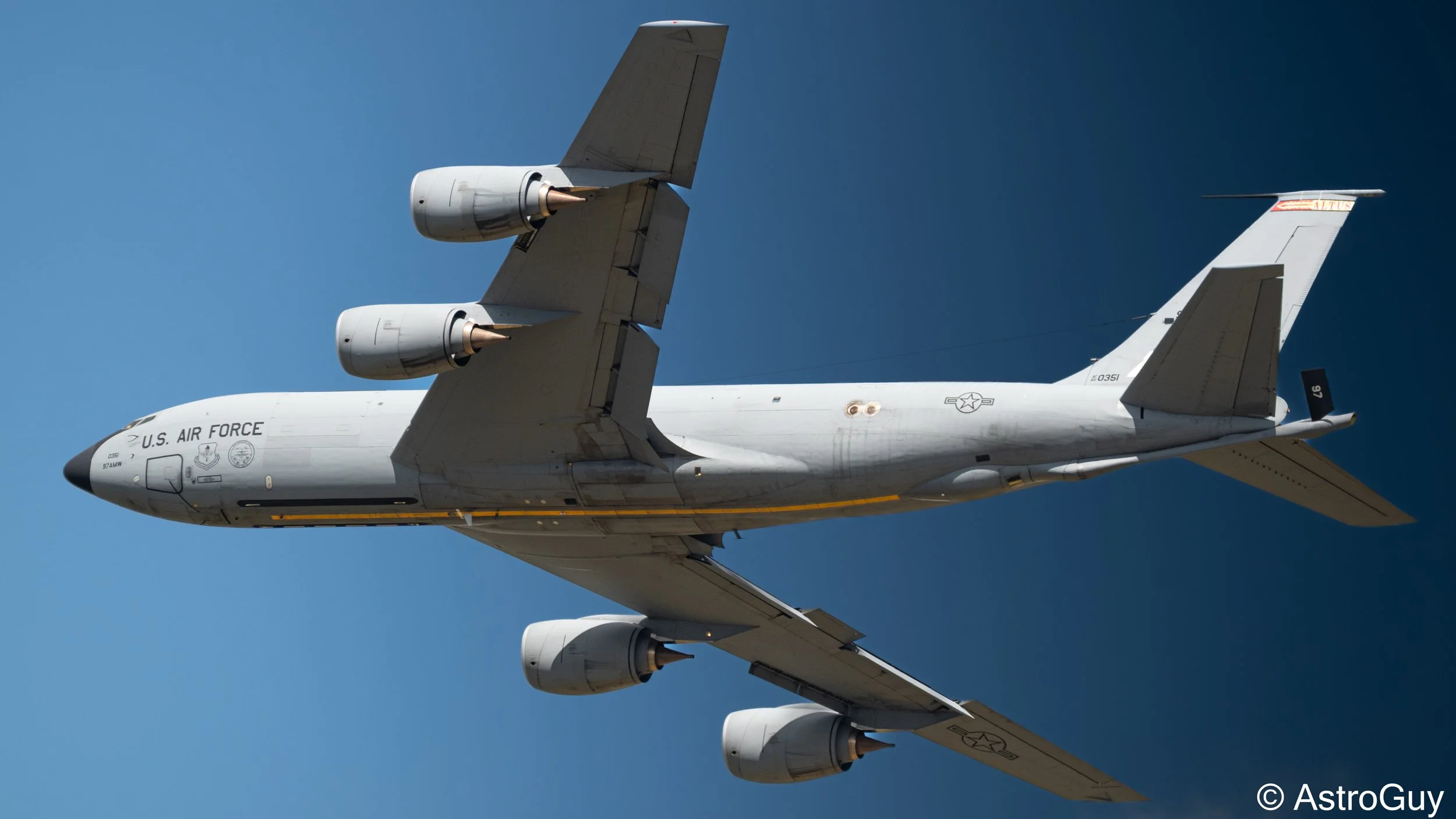 airshow london 2025 kc135 stratotanker-1.jpg