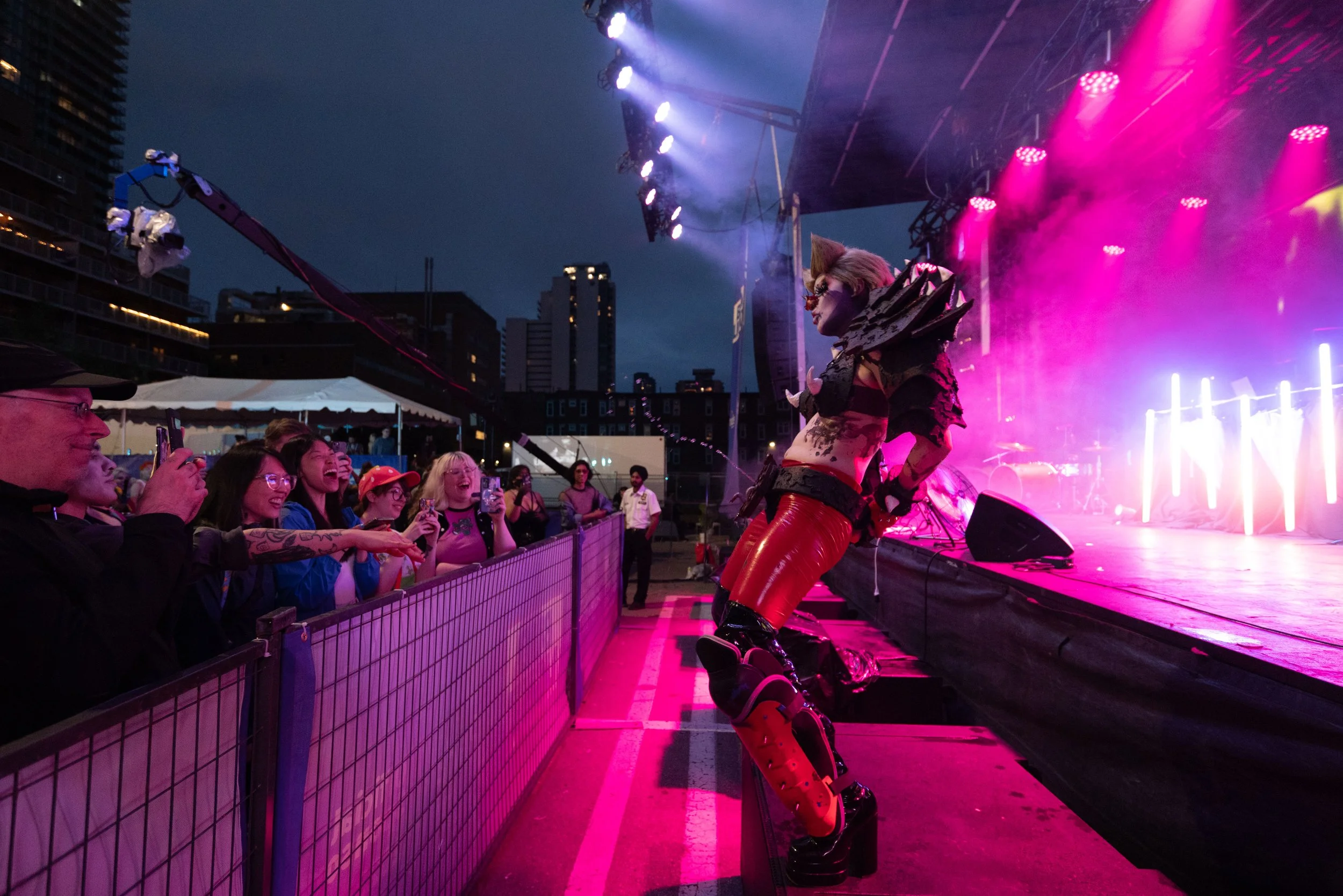 Friday 26th - A.S - Alternaqueer - performer 8-2.JPG