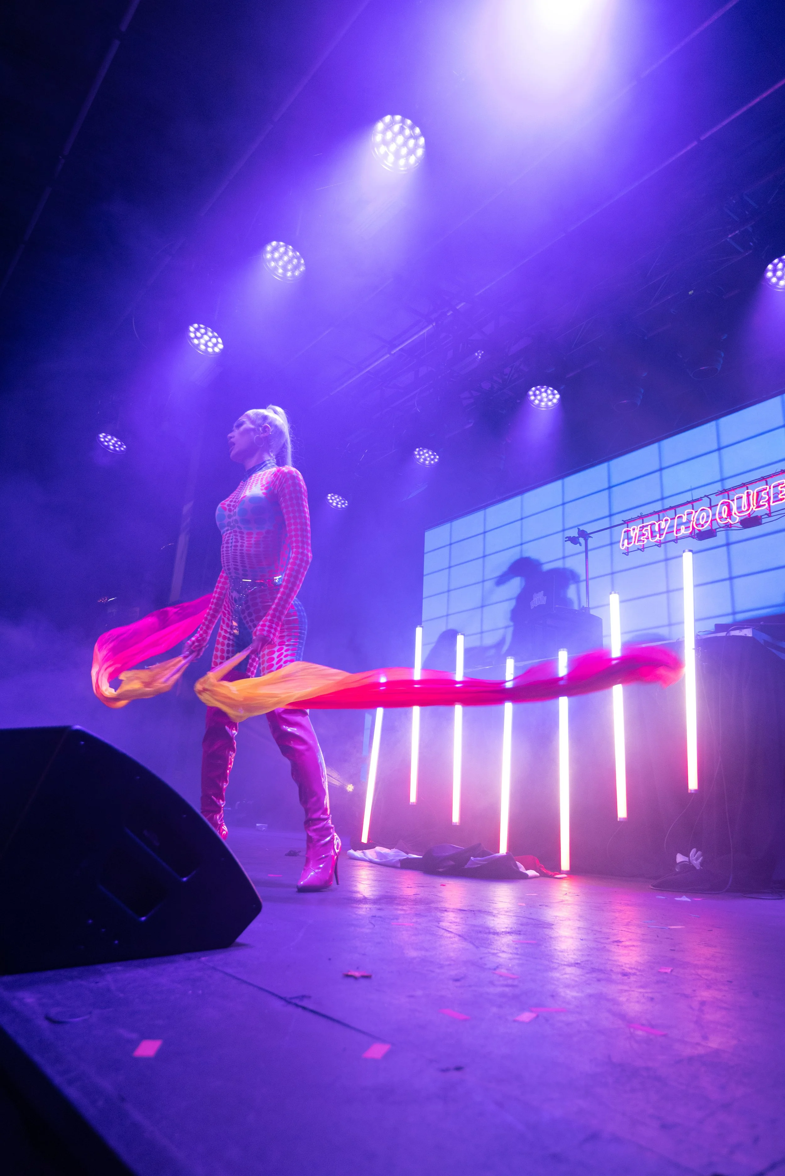 Friday 26th - A.S - Alternaqueer - performer 16-3.JPG