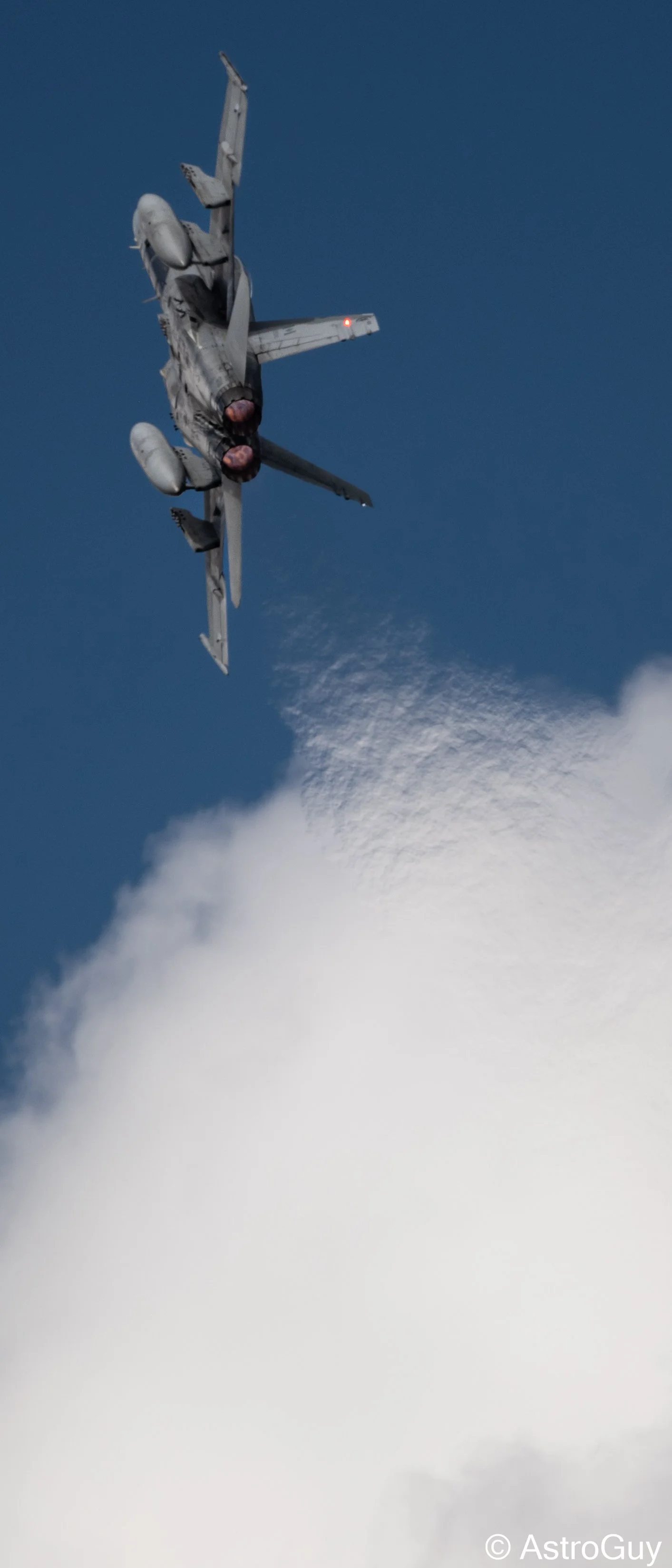 airshow london 2025 cf18 hornet tactical demo-6.jpg