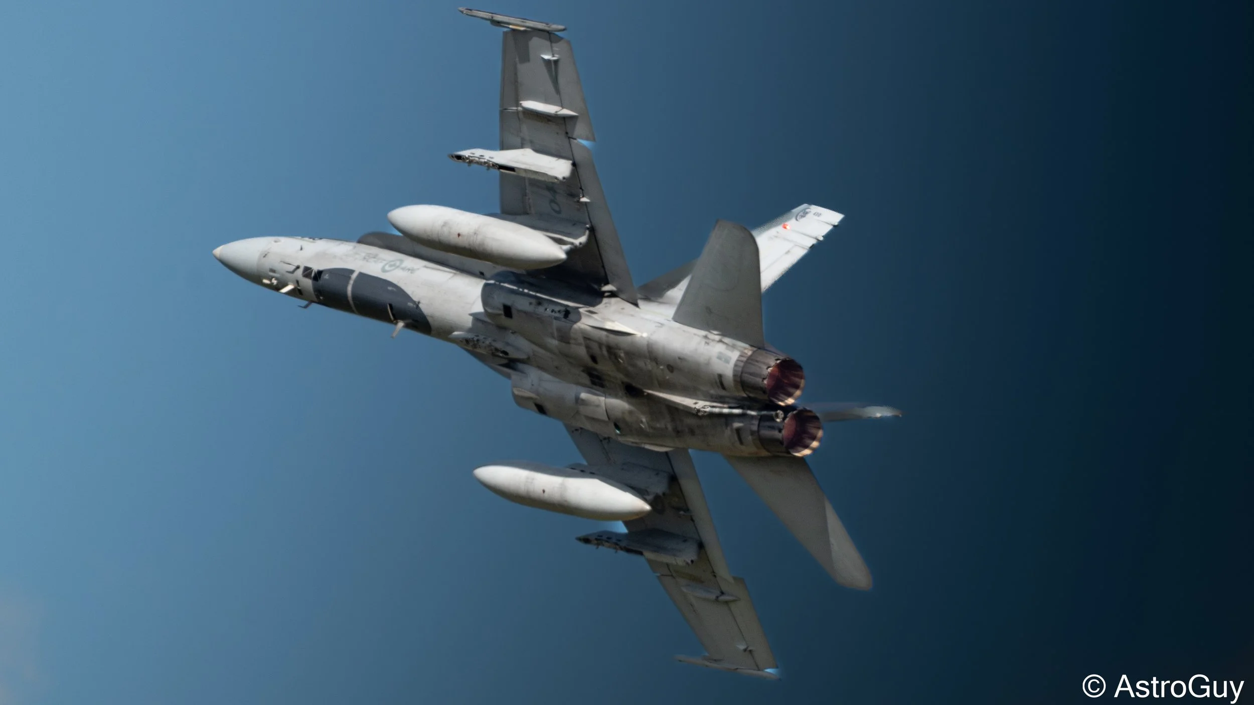 airshow london 2025 cf18 hornet tactical demo-1.jpg