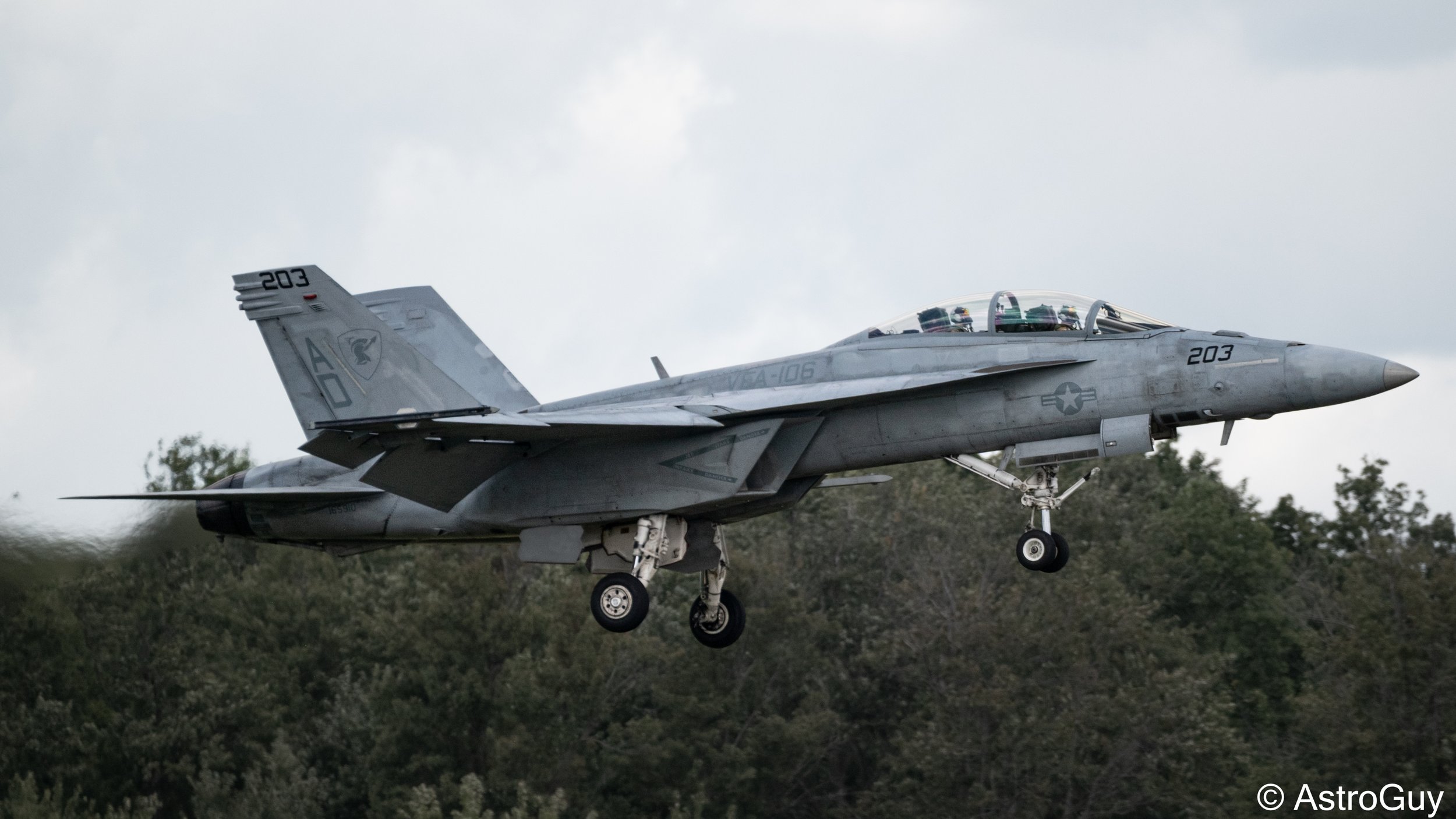 airshow london 2025 super hornet rhino-5.jpg