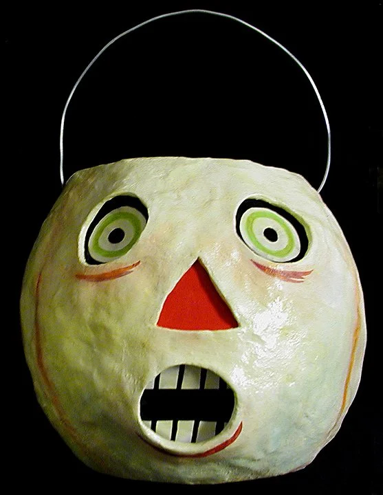 white pumpkin jacko.jpg