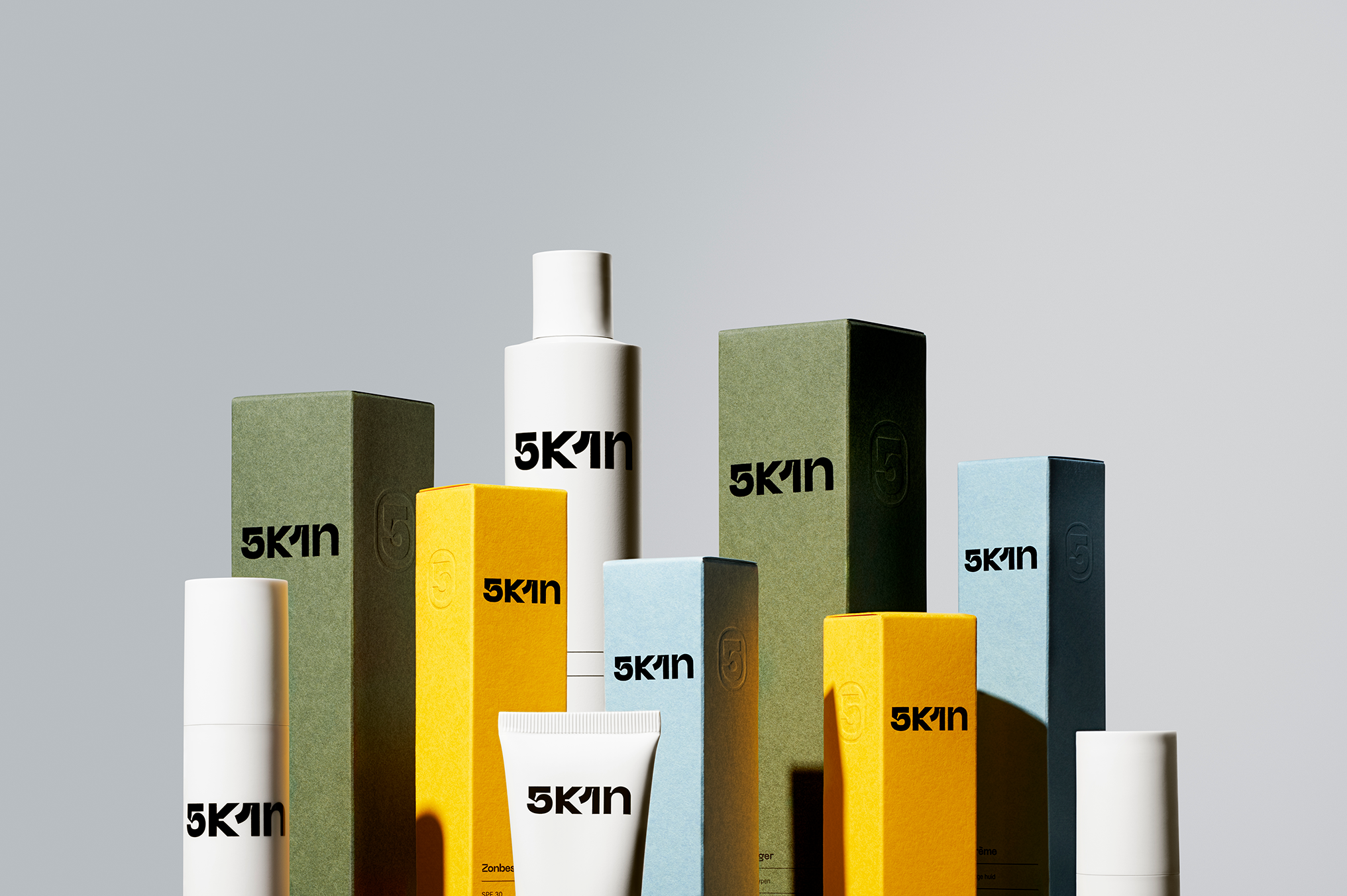 Layer 2_Family image.png