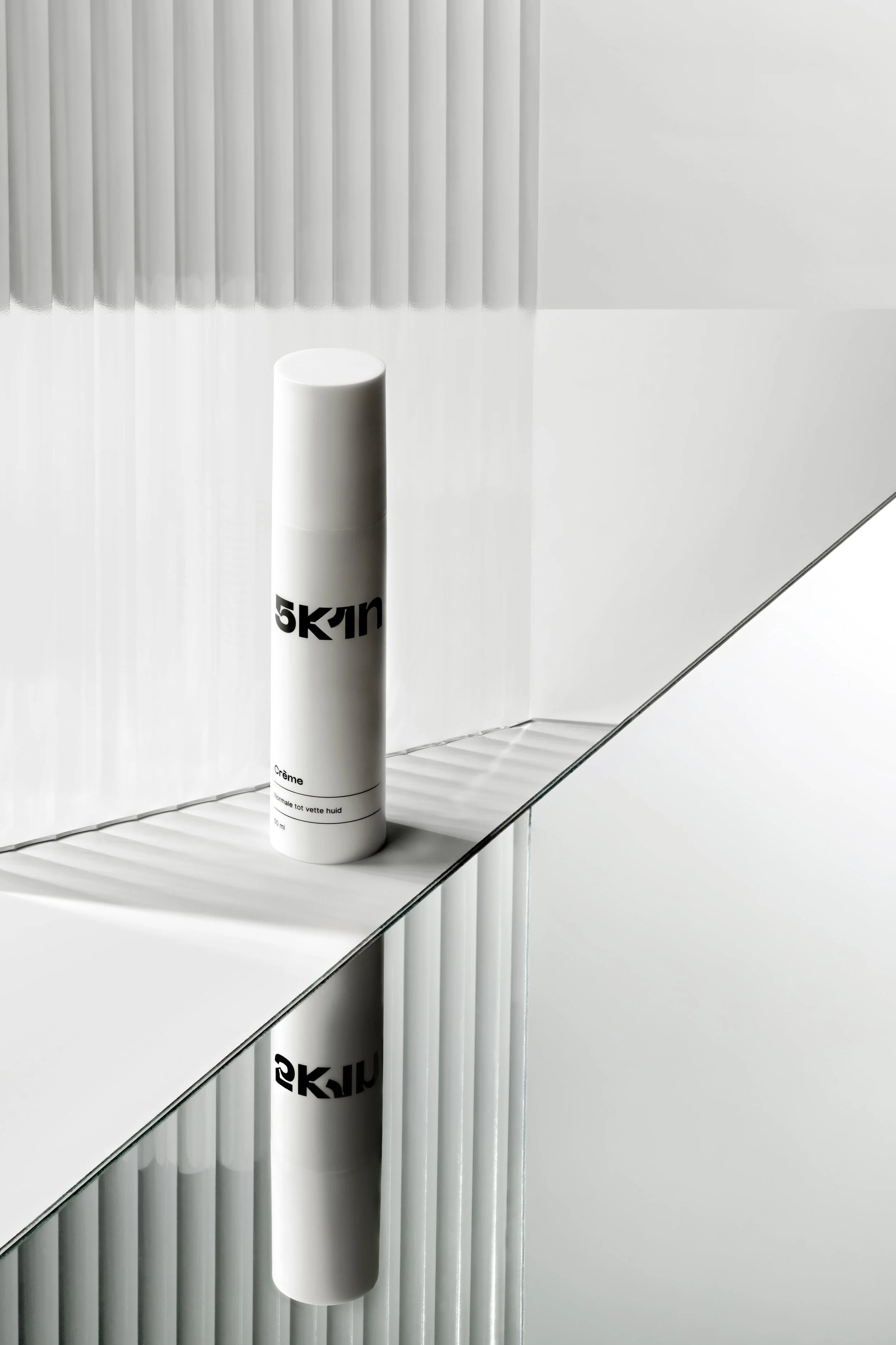 Layer 3_Singles_Creme Normale Huid_1.jpg