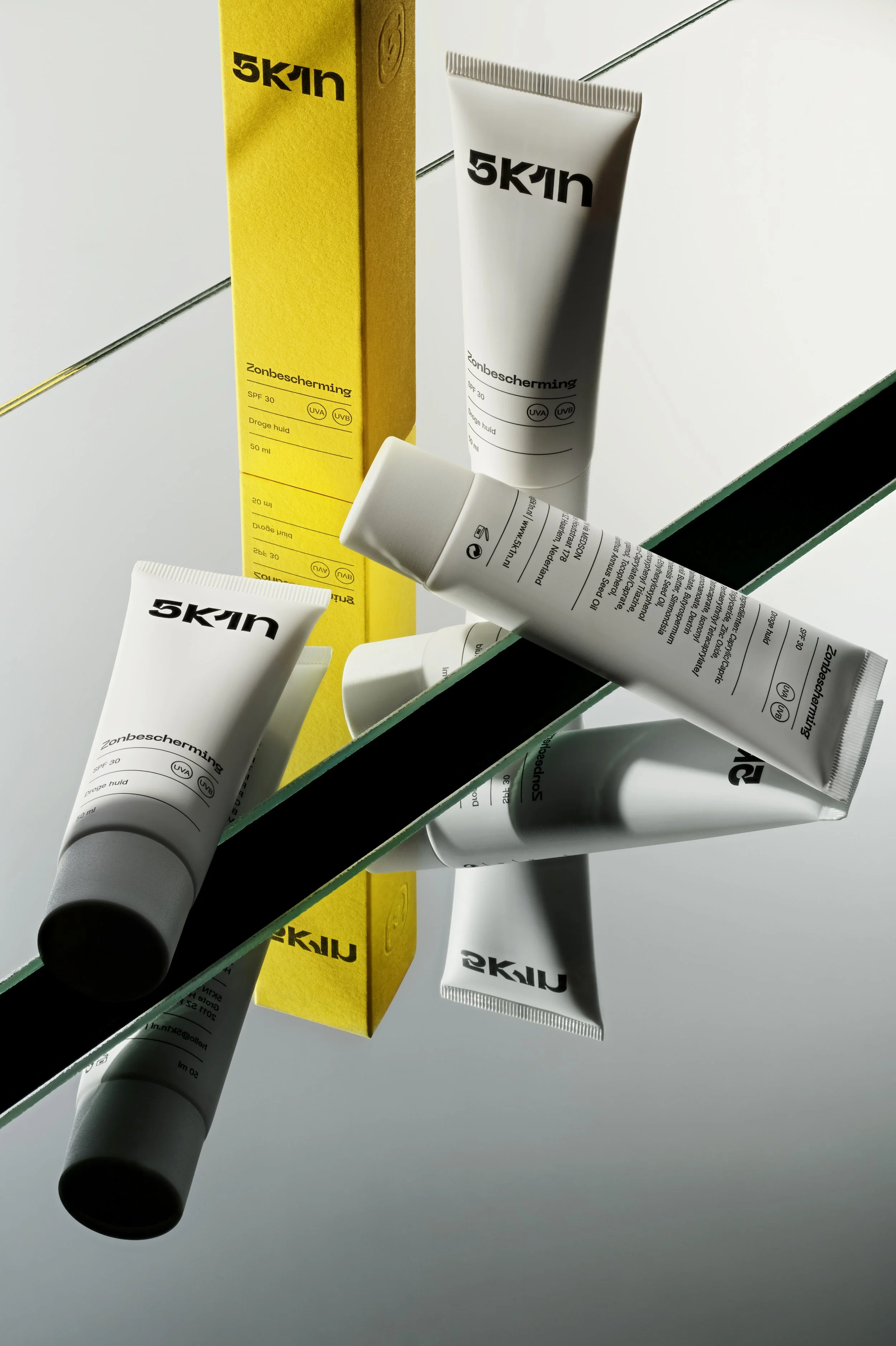 Layer 3_Singles_Zonbescherming Droge huid_1.jpg