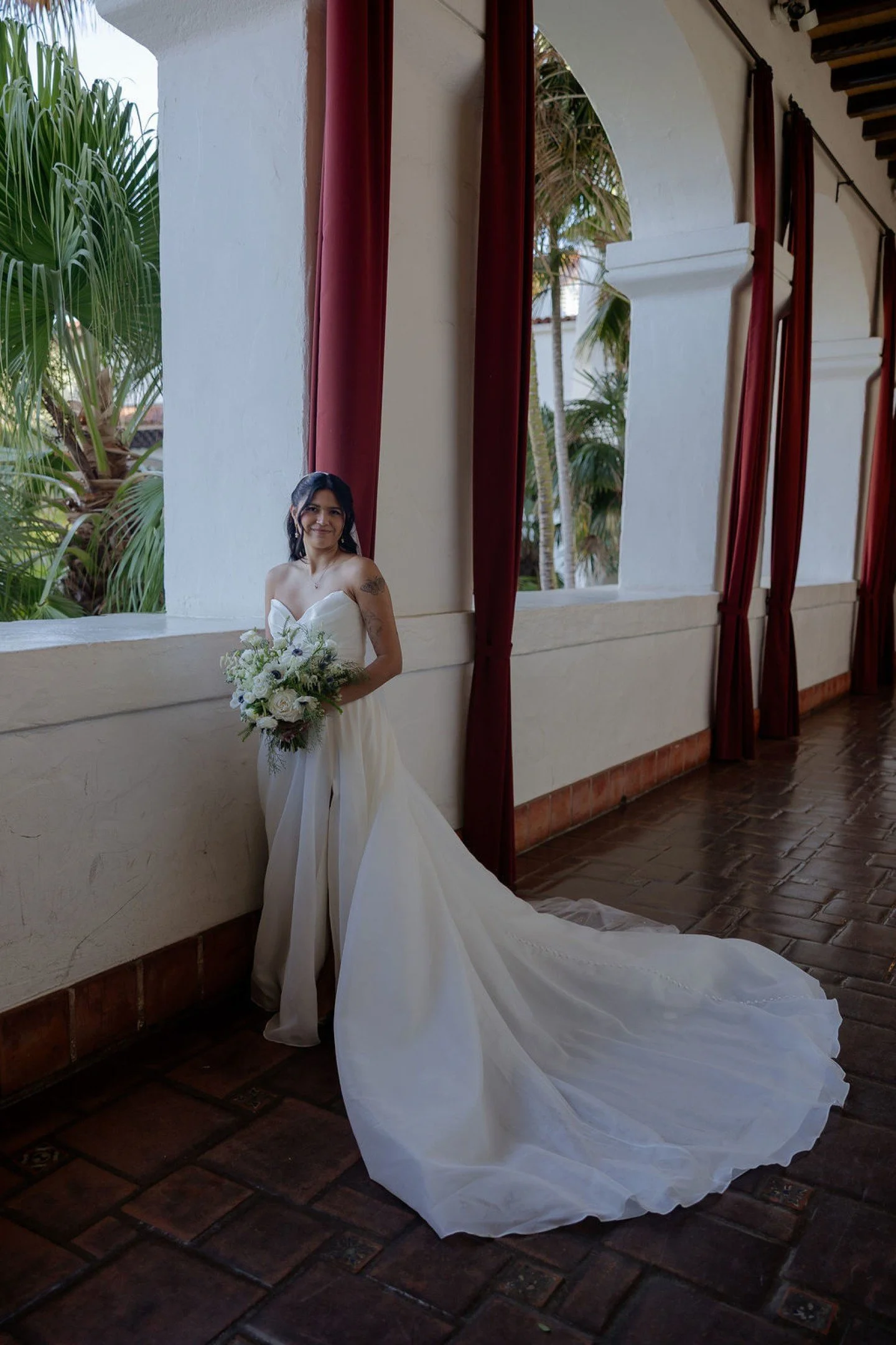 We love a timeless Courthouse wedding especially in the Mural Room which was the setting for Daniela and Charley's romantic and intimate celebration earlier this month. 

From the rich history of the hand-painted murals to the soft lighting beaming t