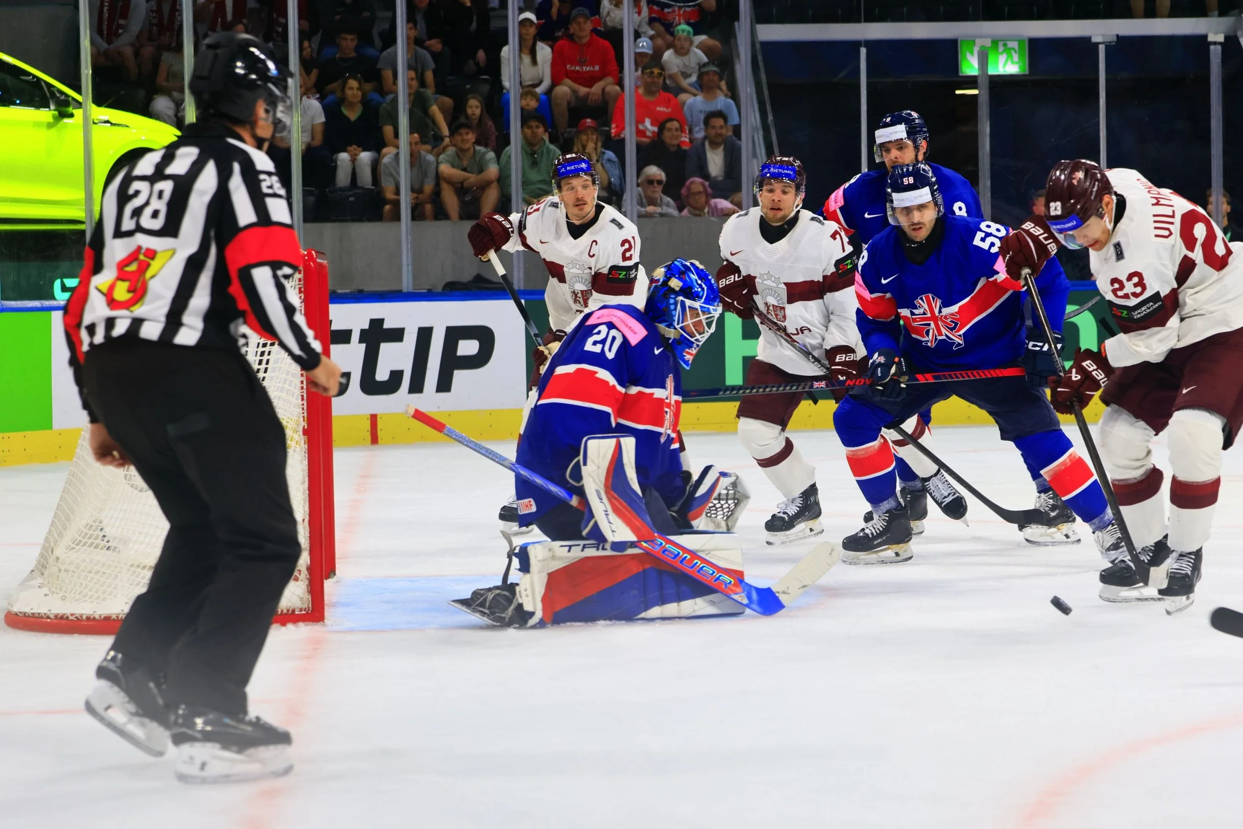 #20 Mat Robson, locked in to block a shot.JPG
