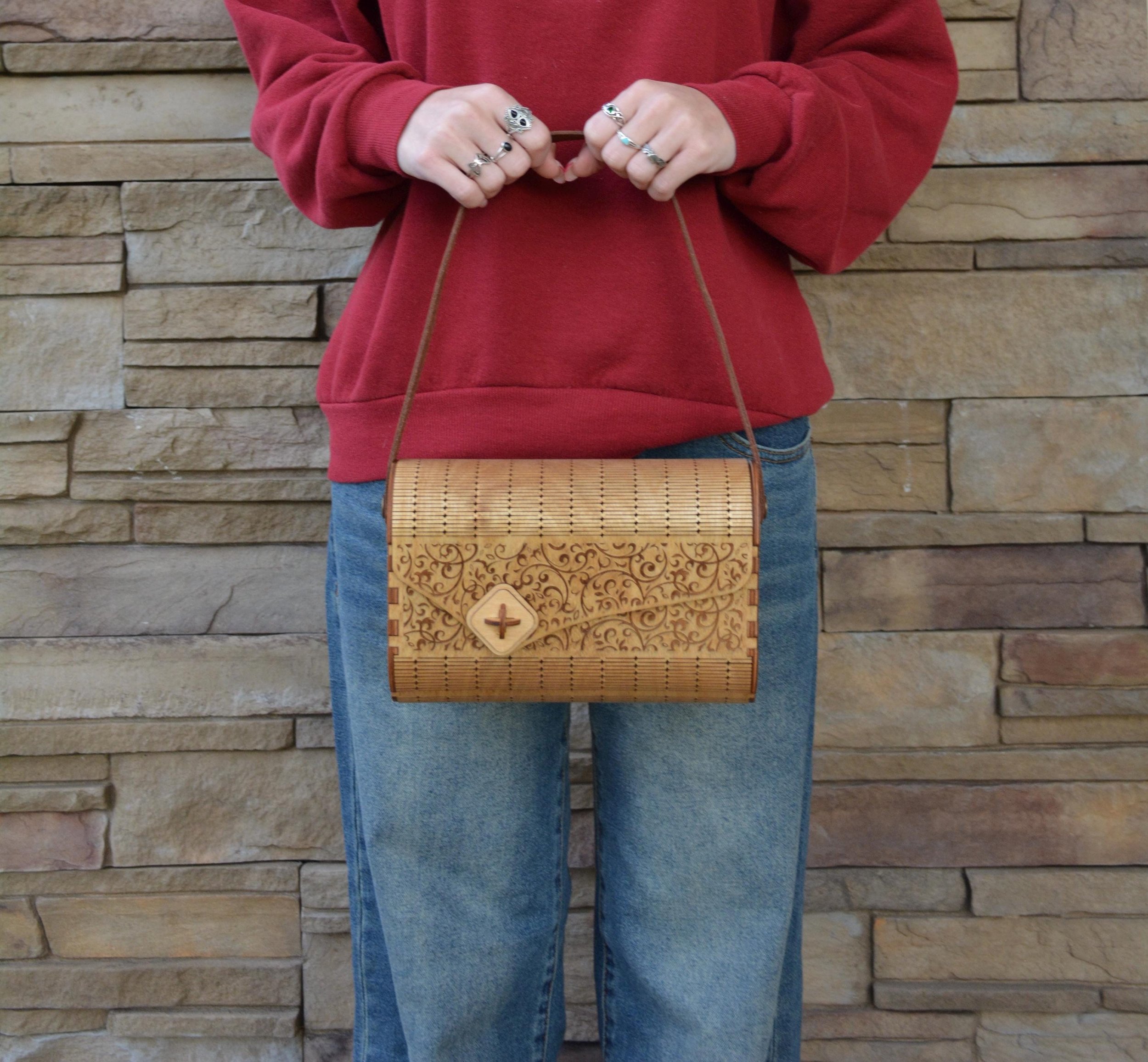https://i.etsystatic.com/52710565/r/il/b415d4/6383046902/il_fullxfull.6383046902_1c0j.jpg