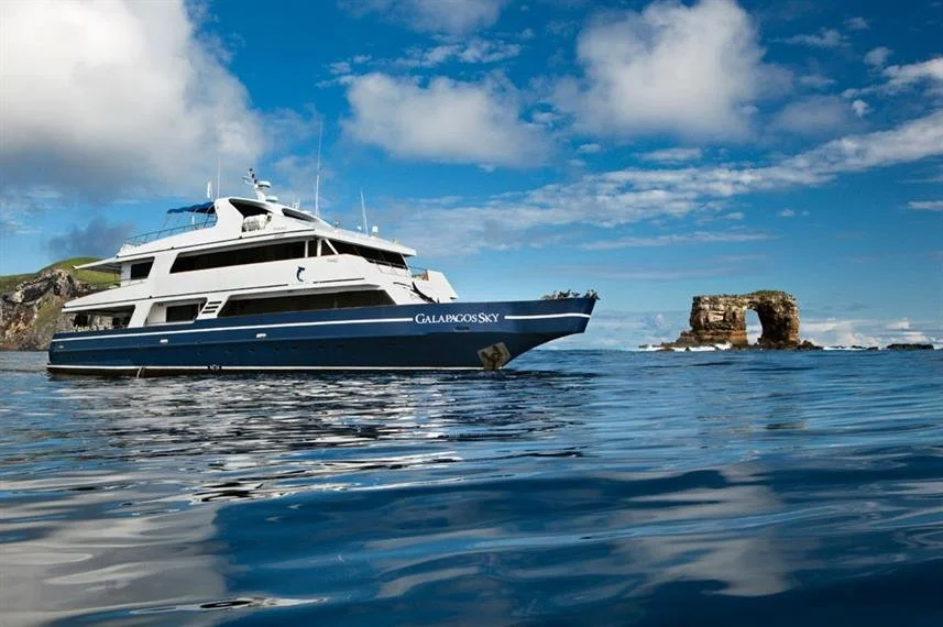 galapagos-sky-liveaboard-7w857h570crwidth857crheight570.jpeg