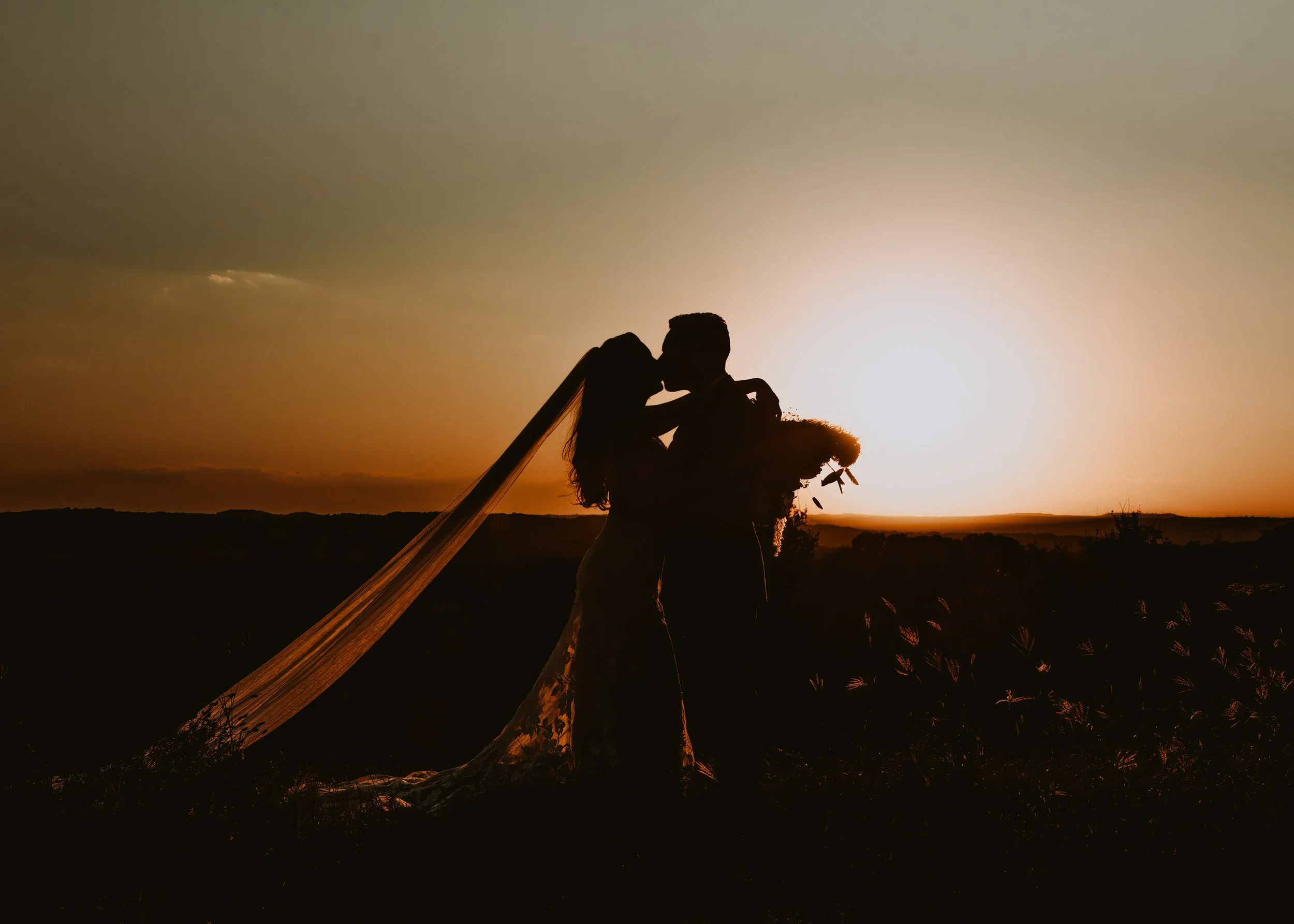 Why Your Wedding Photos Look Different From Pinterest (And Why That’s a Good Thing)