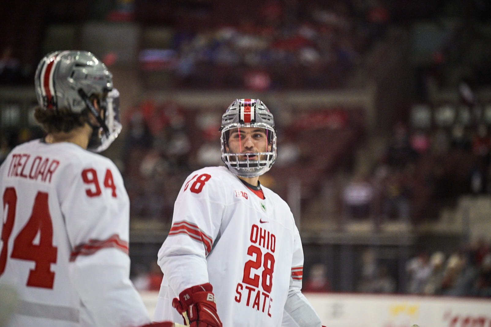 Men’s Ice Hockey: Wise Signs with Panthers Minor-League Affiliate