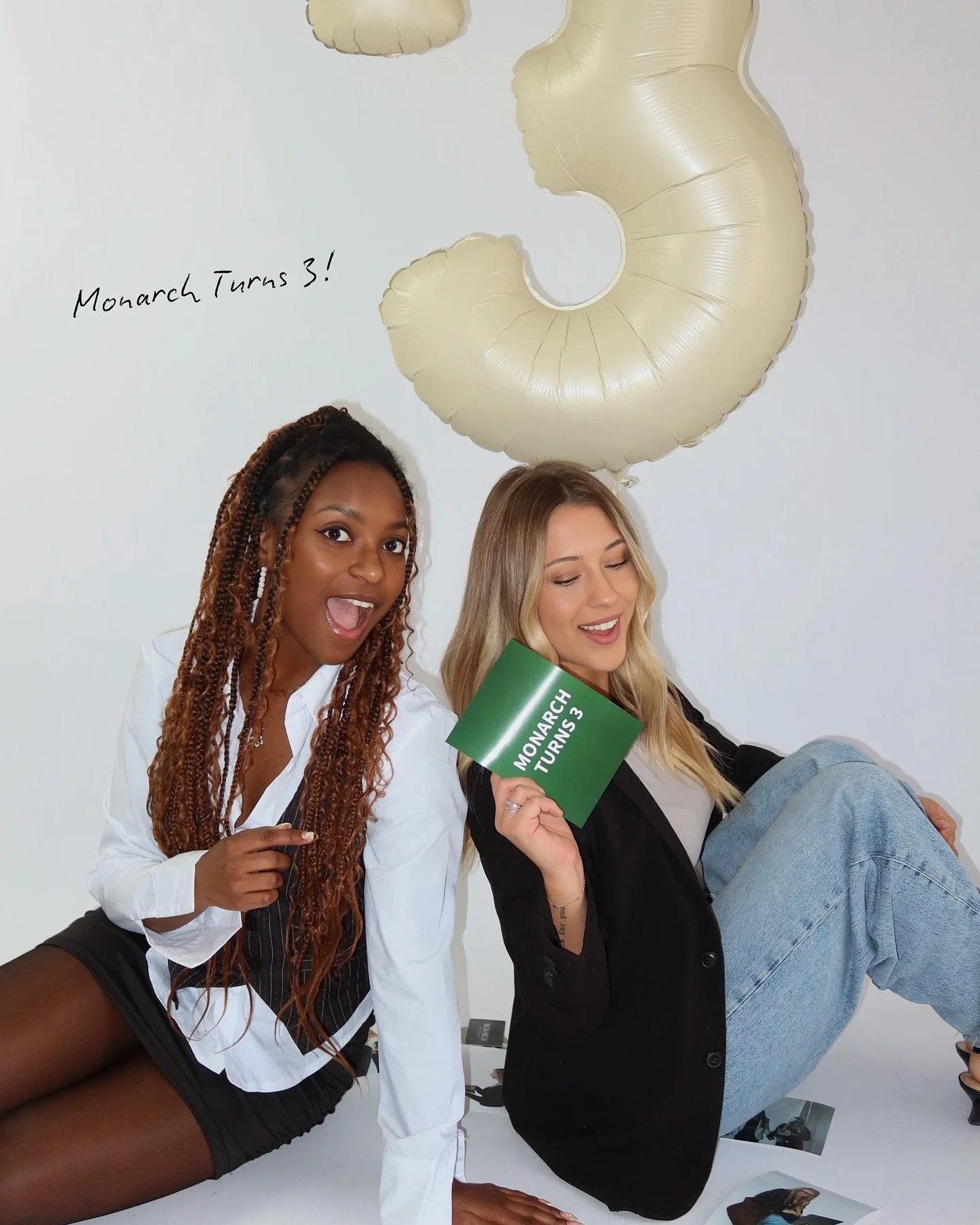 The monarch birthday shoot deserves a dump too🤳🤍

#monarchsmm #socialmedia #marketing #femaleownedagency #womeninmarketing #birthday