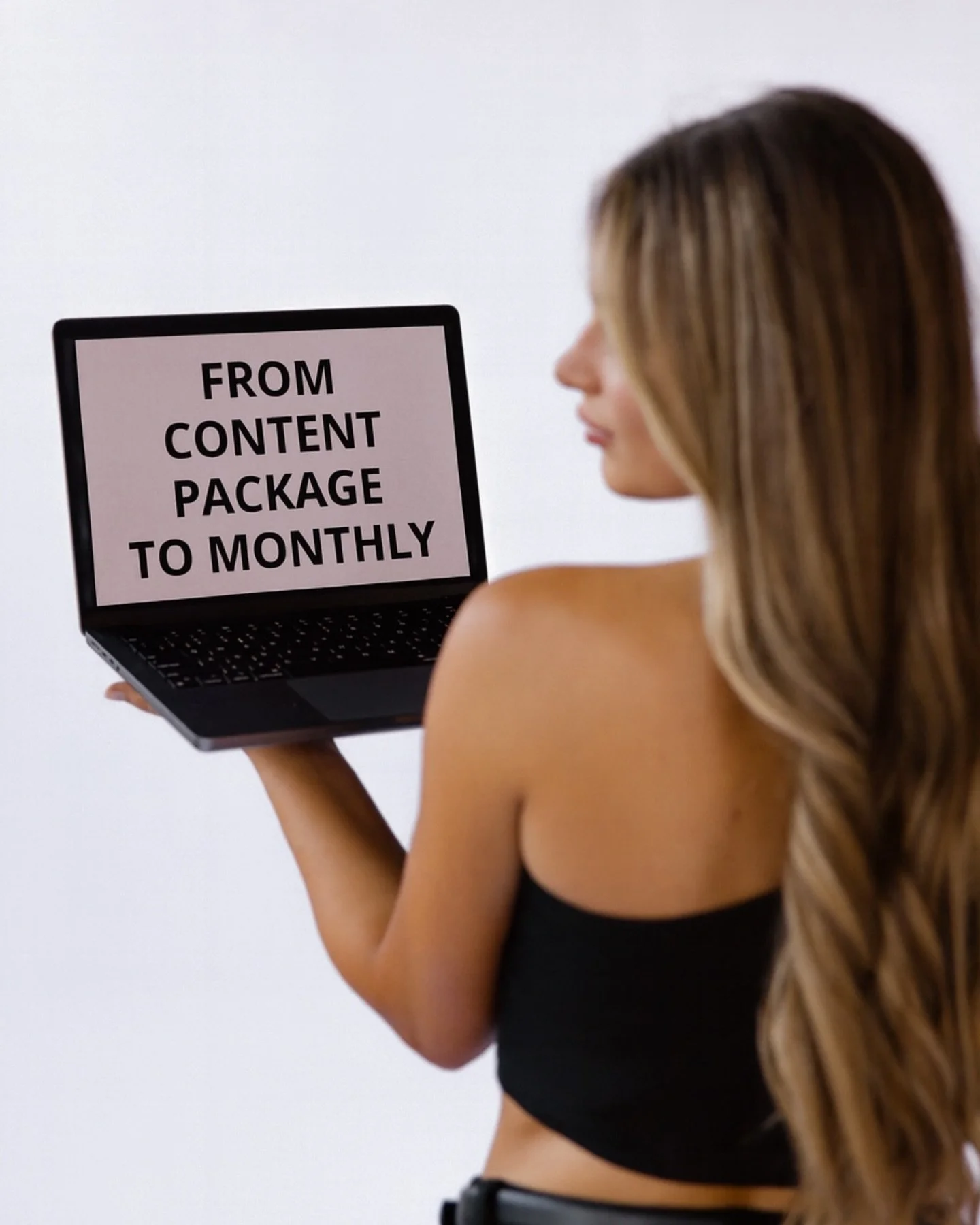 When you build a content package for a client, the goal is to give them a strong starting point without overwhelming them with months of commitment.🤍

That is exactly why we created our Ultimate Social Media Kick Start.🤳

Here is what it includes:
