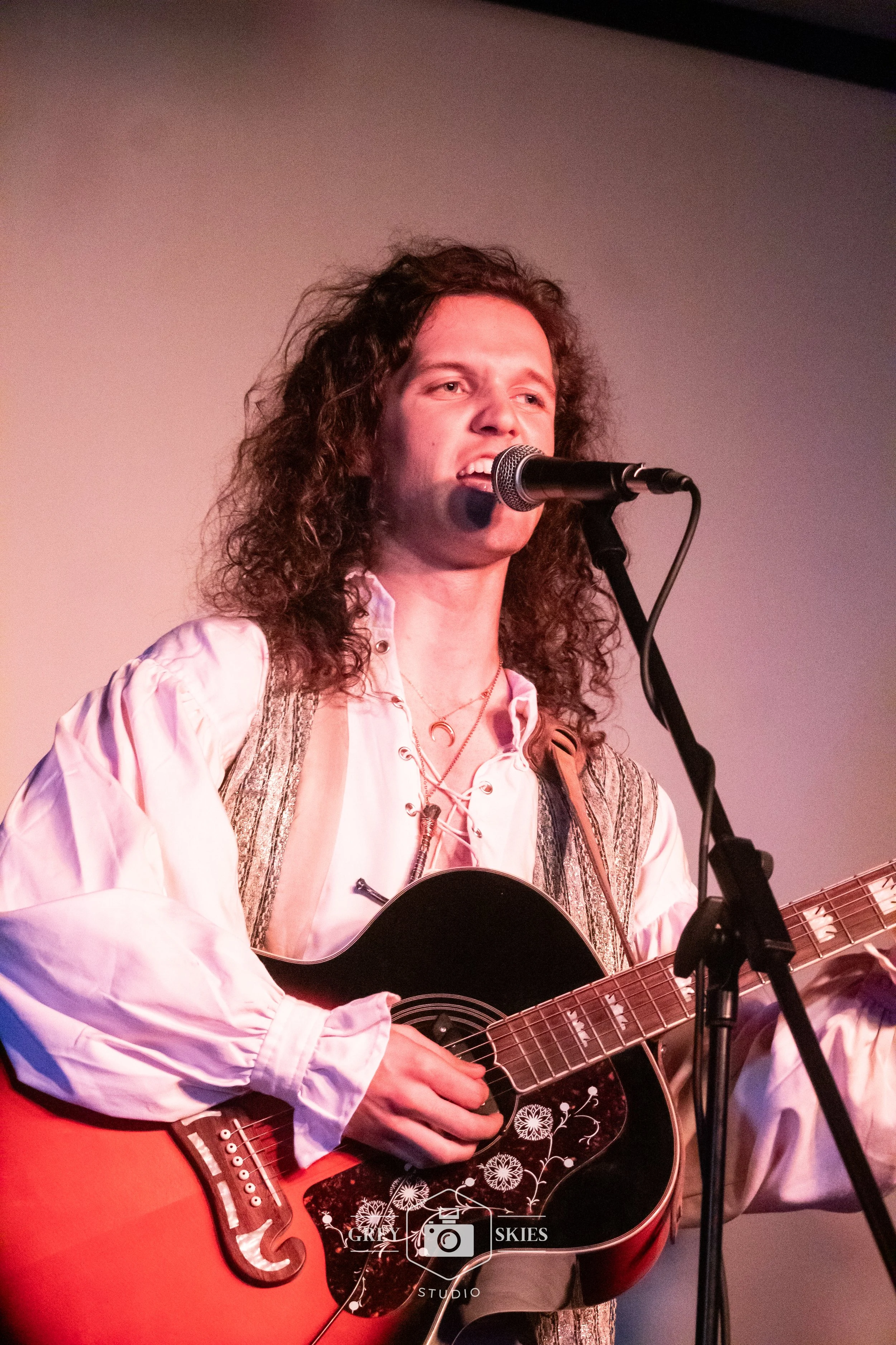 Kallum at The Amersham Arms
Photo by Grey Skies Studios