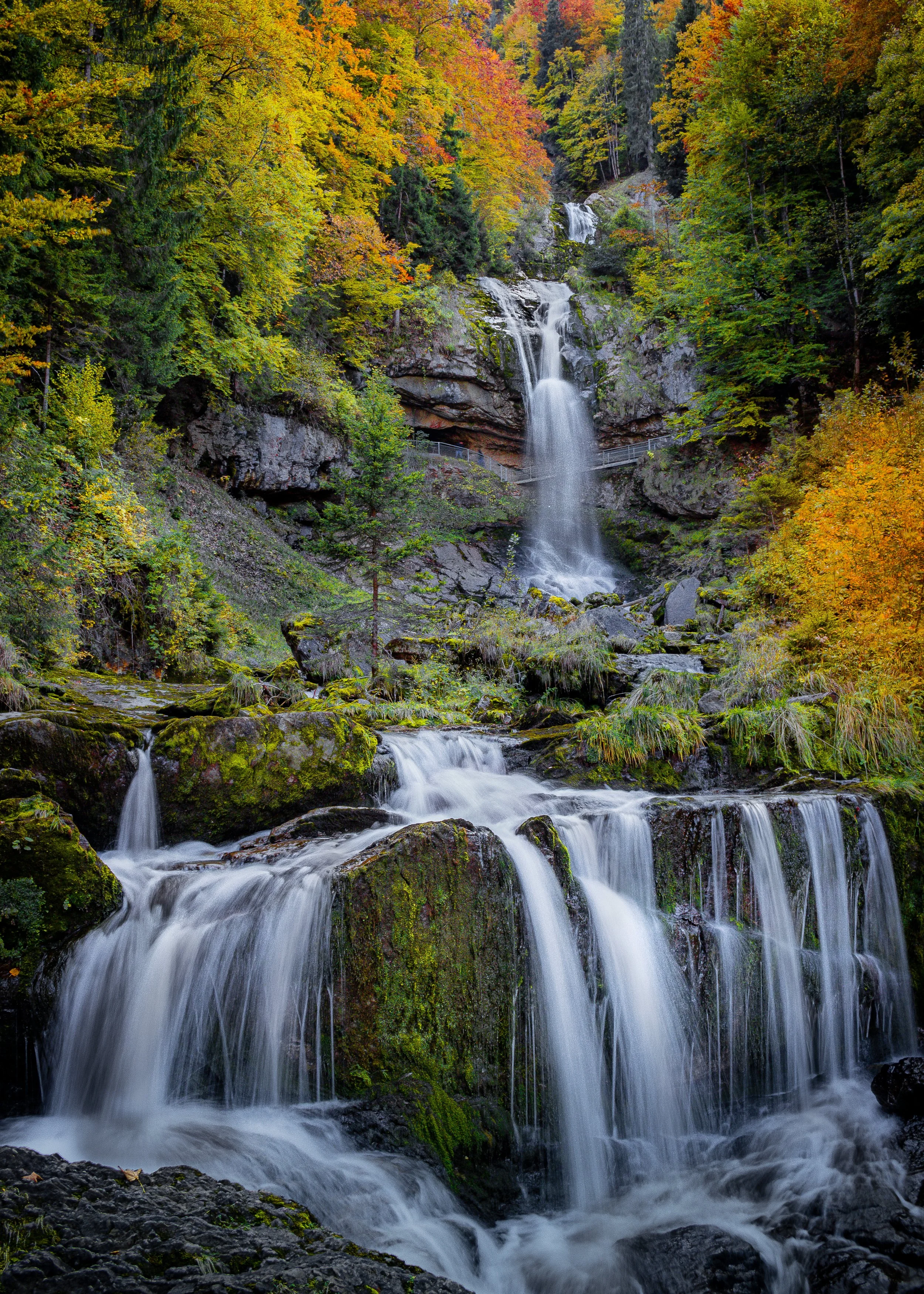 Giessbach Falls Autumn.jpg