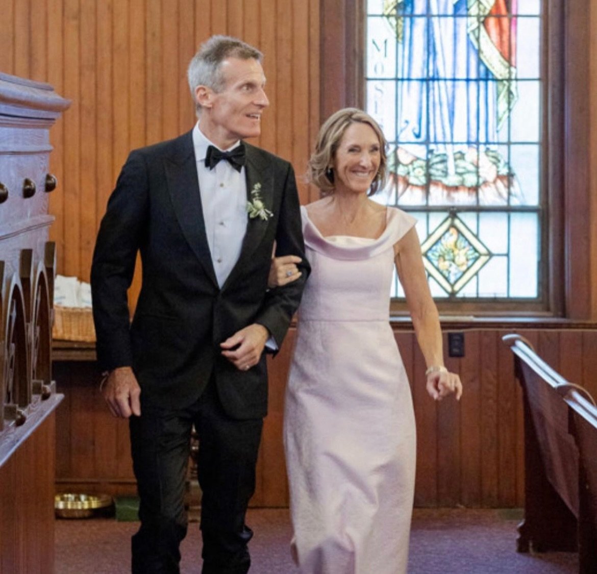 A timeless entrance, defined by grace, confidence, and the quiet refinement that is unmistakably Gramercy Atelier✨

#motherofthebride #wedding #nybfw #motherofthegroom #motherofthebridedress