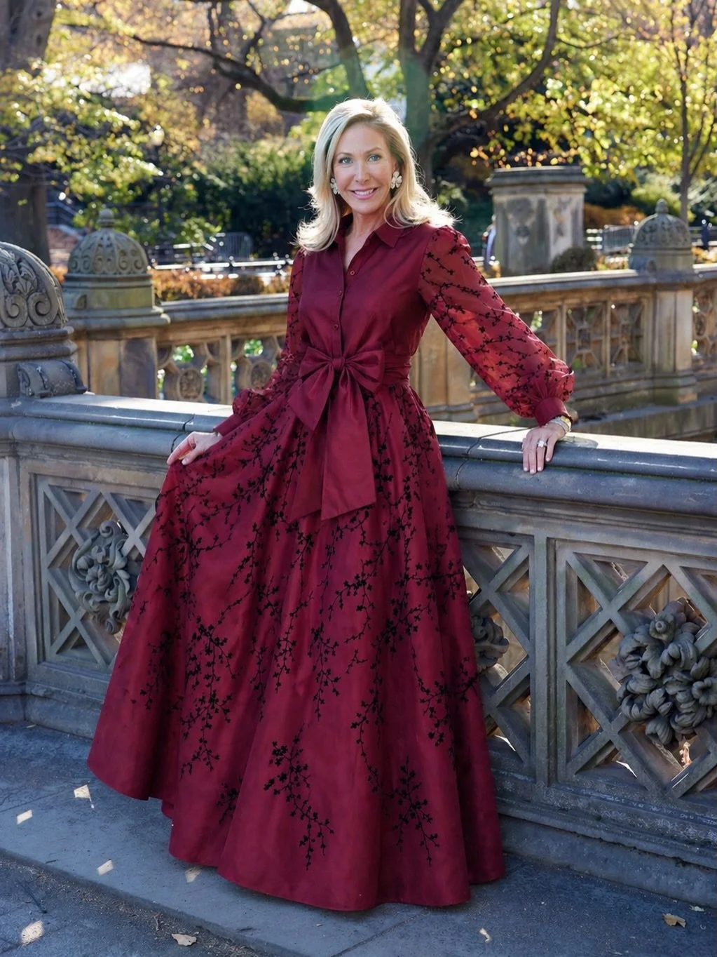 The new trending color: Burgundy❤️

Rich, timeless, and effortlessly elegant, this season&rsquo;s most coveted shade is making its statement in bespoke fashion. At Gramercy Atelier, we create custom gowns in the perfect burgundy hue, tailored to your