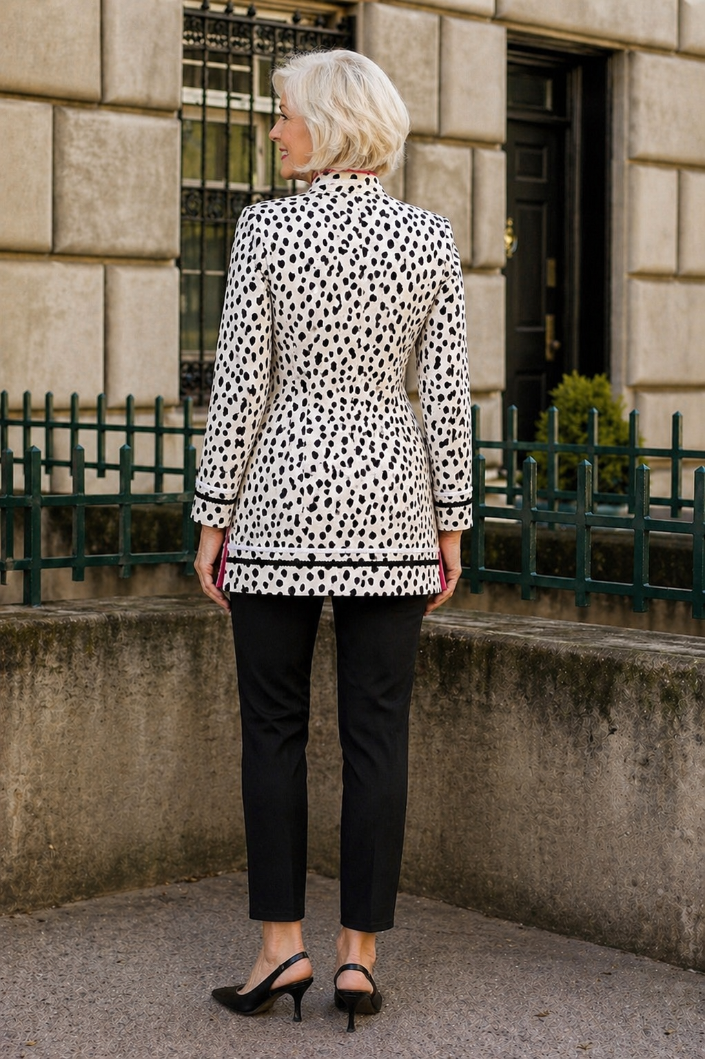 New barga jacket in fauna printed linen mp-385-2.png