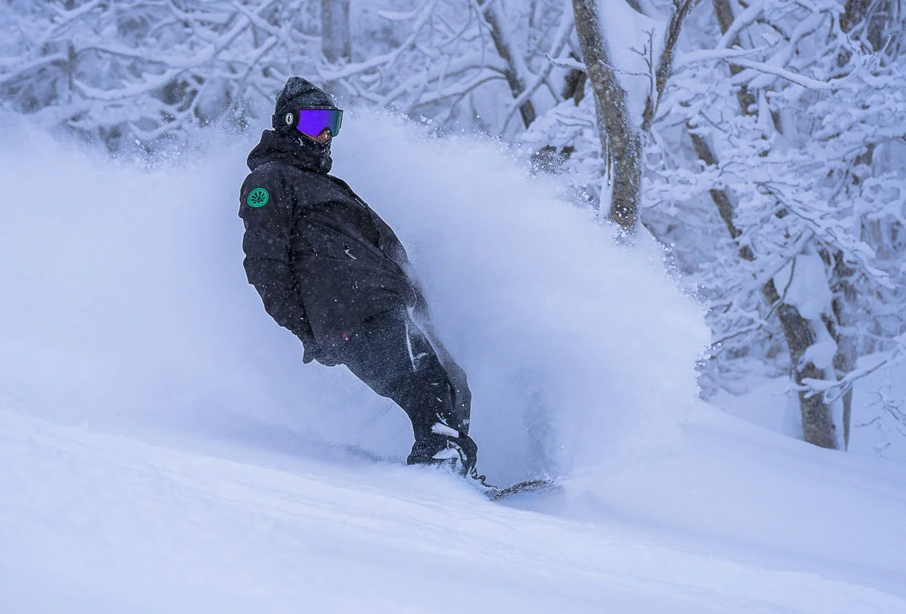       
  
      The El Niño Paradox: Why Central Hokkaido Wins When the Rest of Japan Waits   When the whisper of an "El Niño" year begins to circulate in meteorological circles, a wave of anxiety usually hits the international ski community. For the