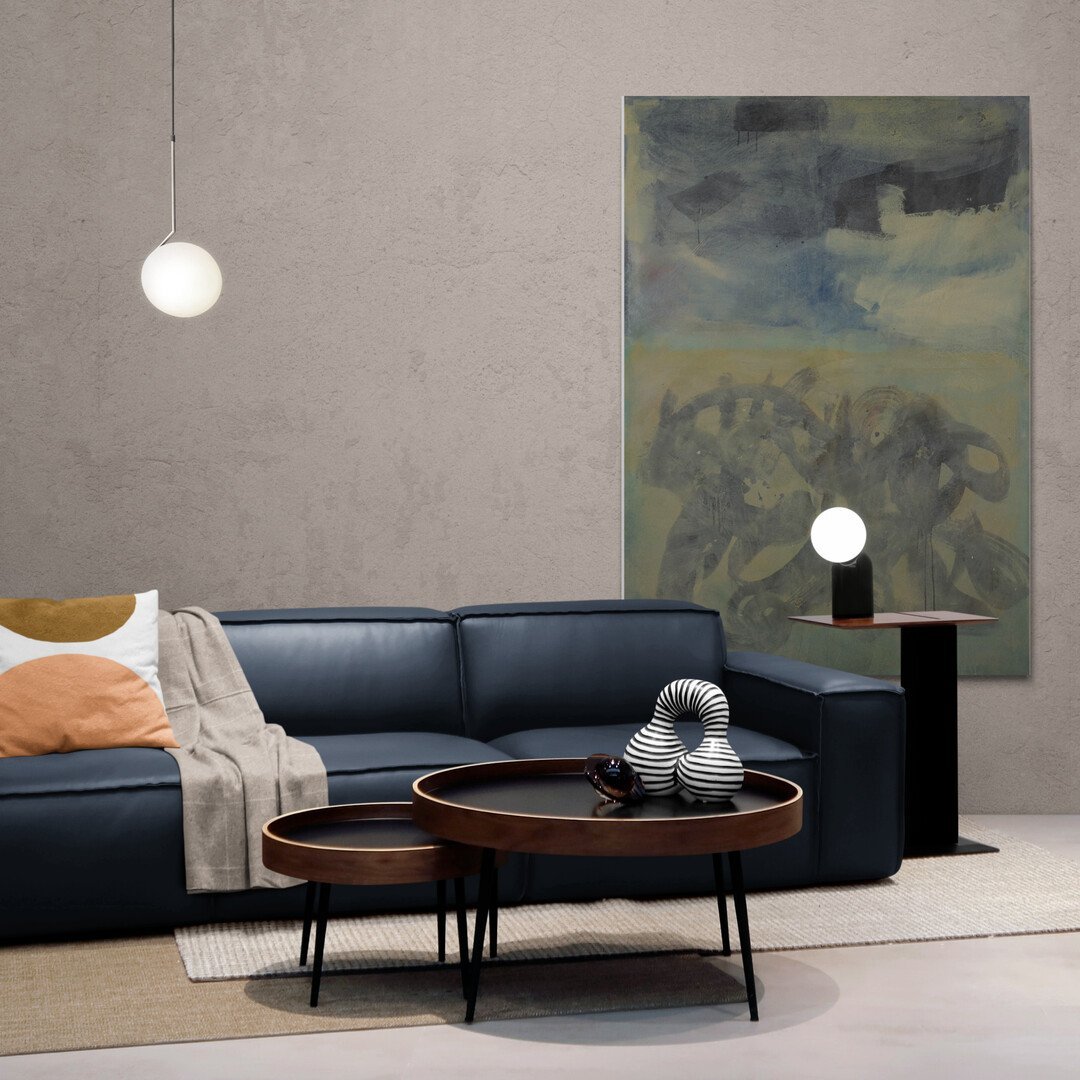 Large_leather_sofa_in_living_room+%281%29.jpg