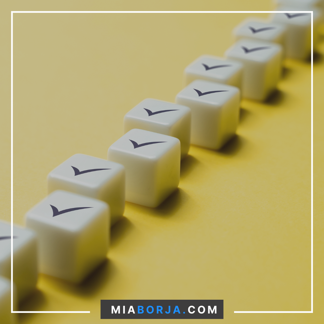 How I Booked Out My Virtual Assistant Biz (Without Upwork or Burning Out)