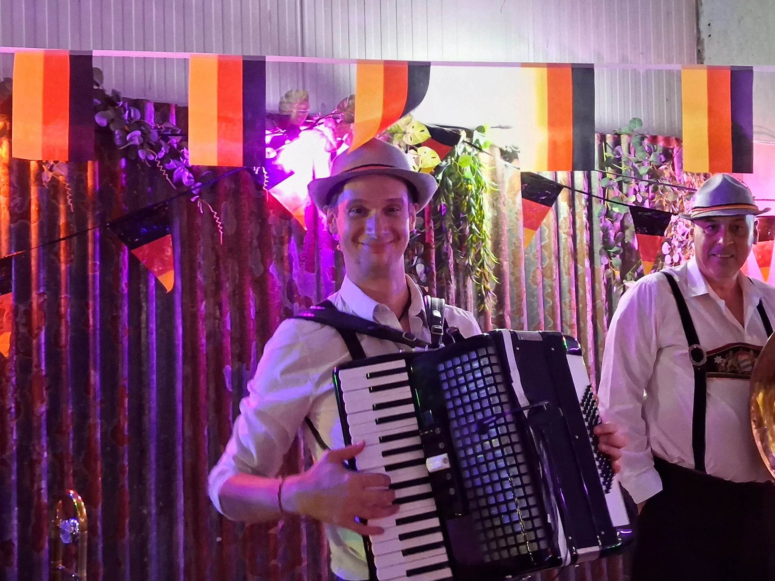 Popular Oompah band with Accordion, based in Yorkshire