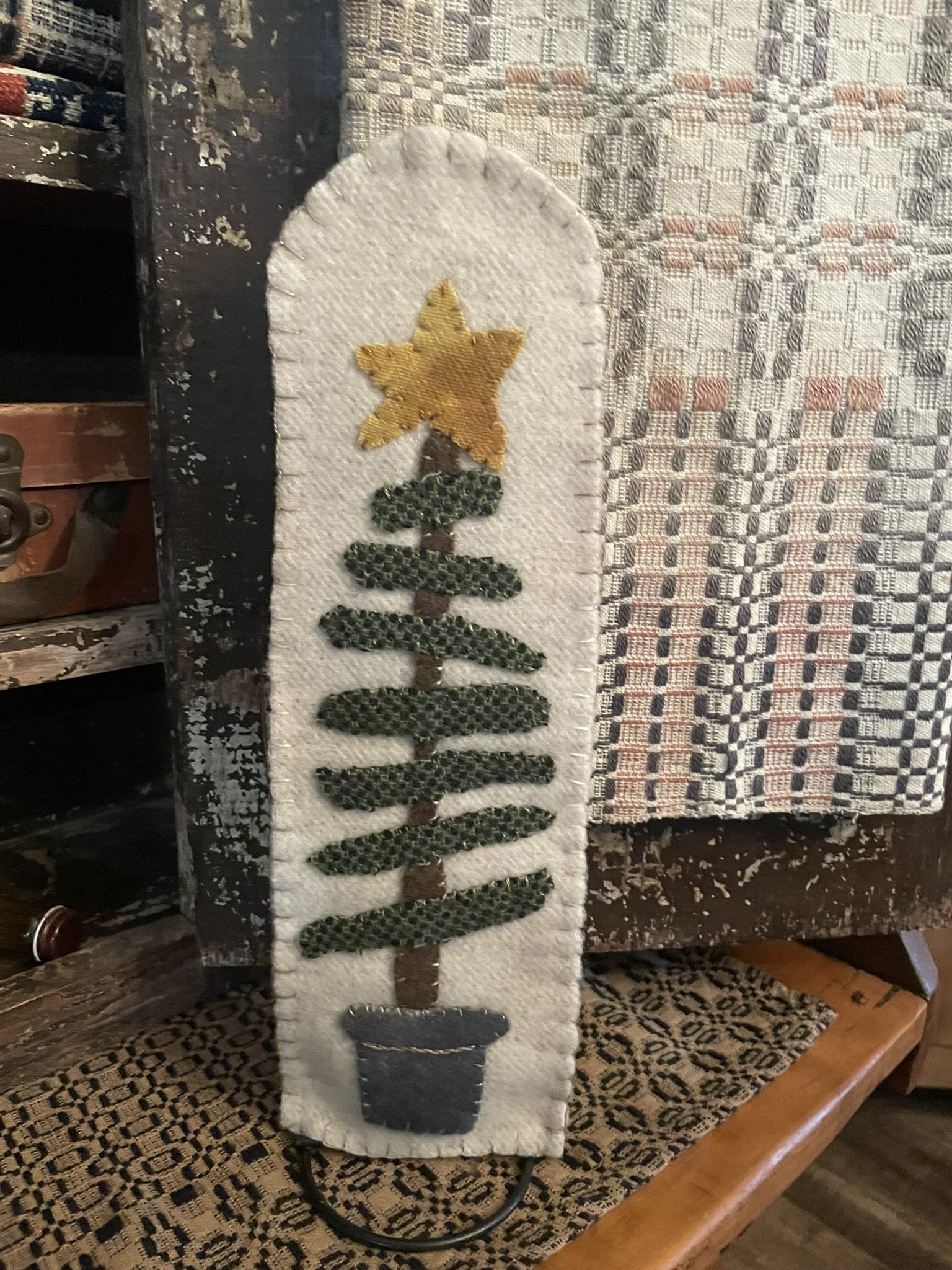 Applique TREE Sleeve