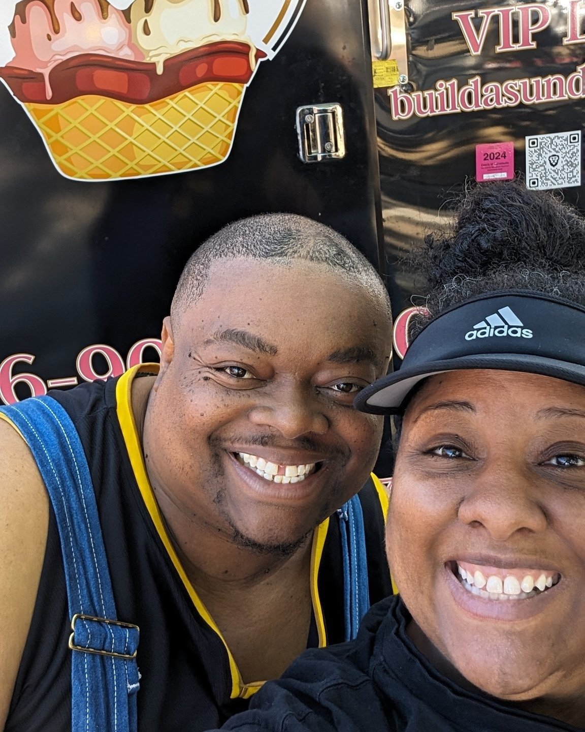 Who&rsquo;s excited for our pop-ups this week? 🙌

#BAS #BuildaSundae #RanchoCordovaEats #RanchoCordovaIceCream #IceCream #IceCreamSundaes #WeServeSmiles #BookNow #IceCreamPopUp