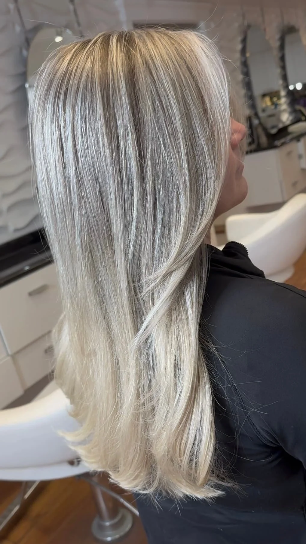 Tampa blonding specialist