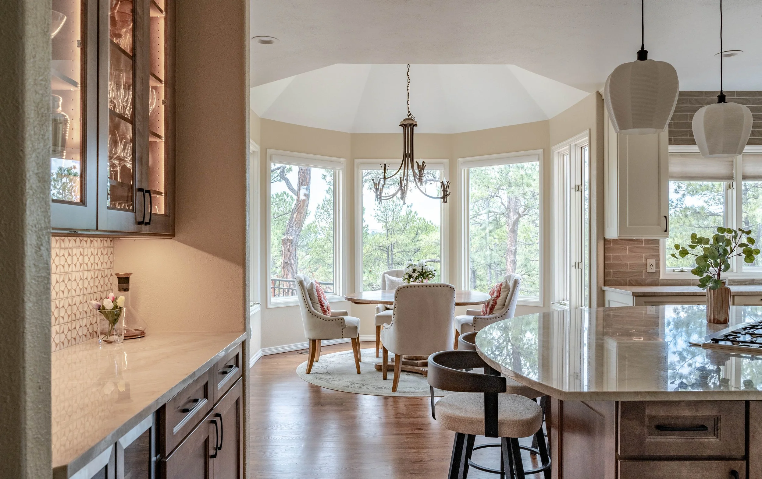 bar to dining window-1.jpg