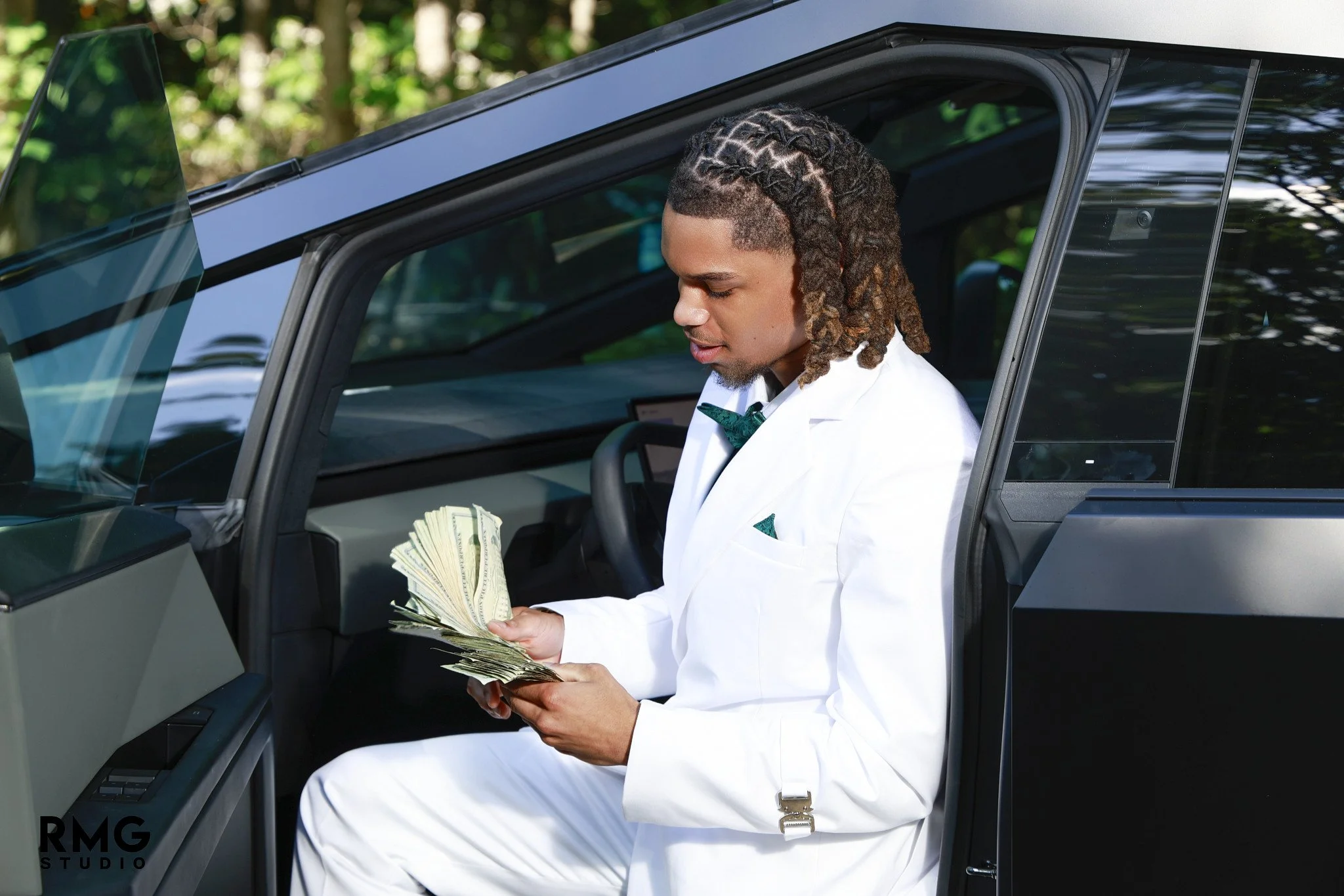 Tanyell Sr. Prom 2026-(1 of 1)_(3).jpg