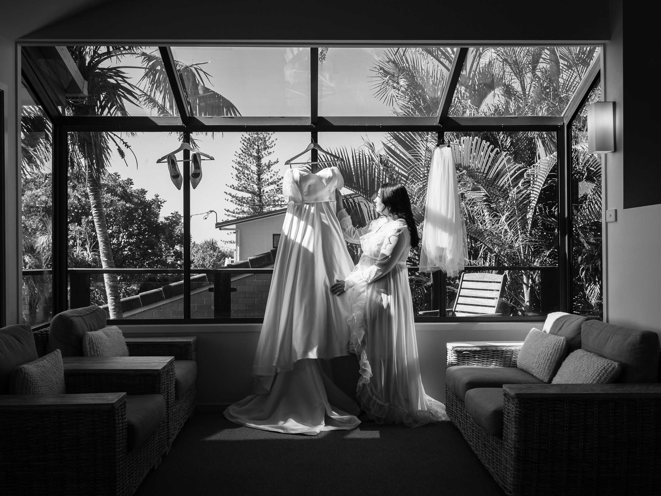 BYRON BAY LENNOX HEAD WEDDING BRIDE DRESS.jpg