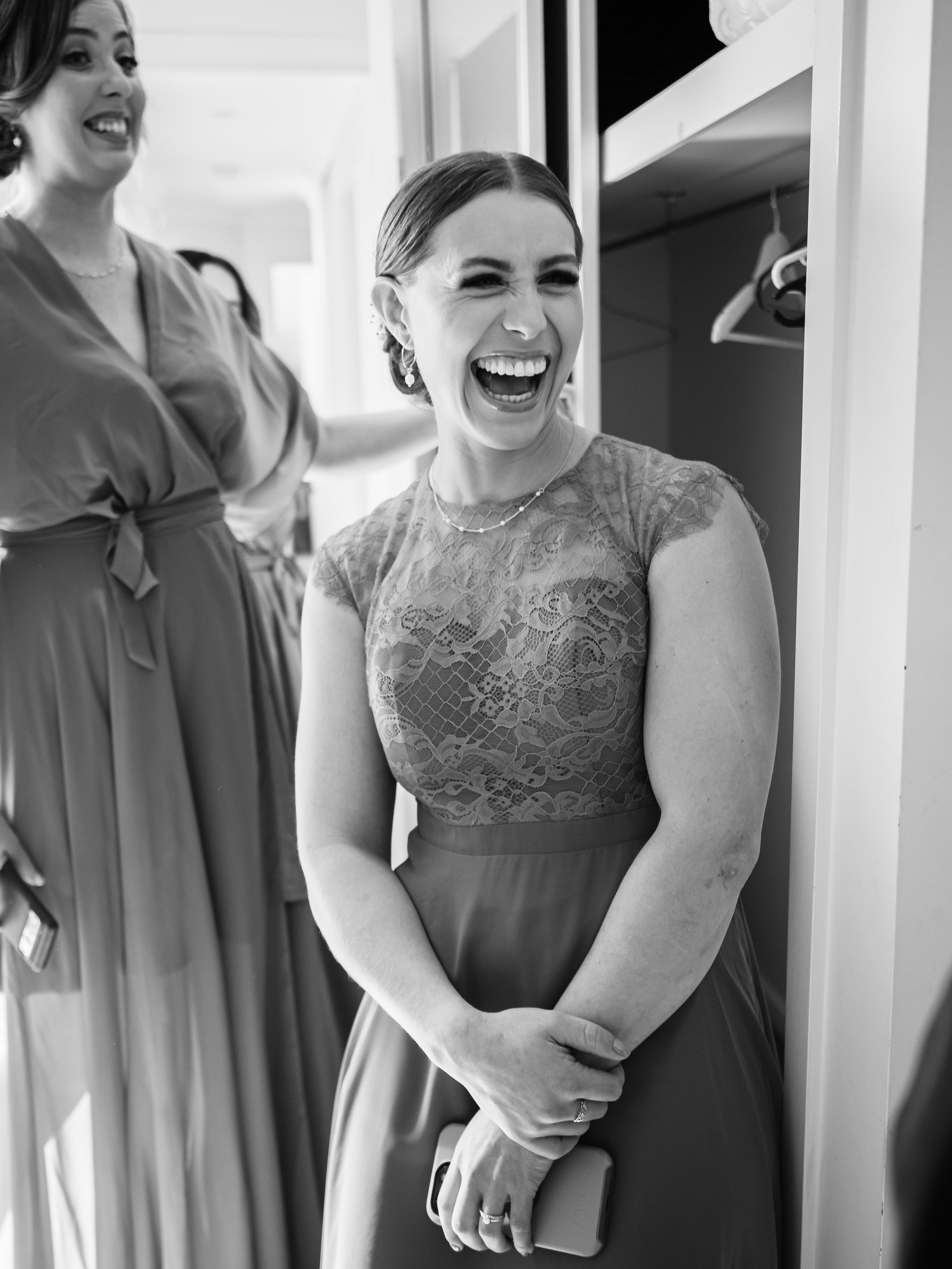 BYRON BAY LENNOX WEDDING BRIDESMAIDS LAUGH.jpg