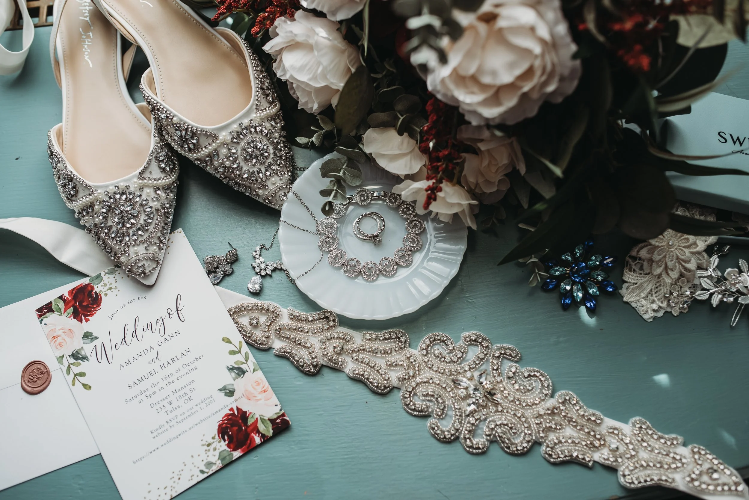 Dresser mansion couples detail shots egg blue Tulsa ok wedding photographer