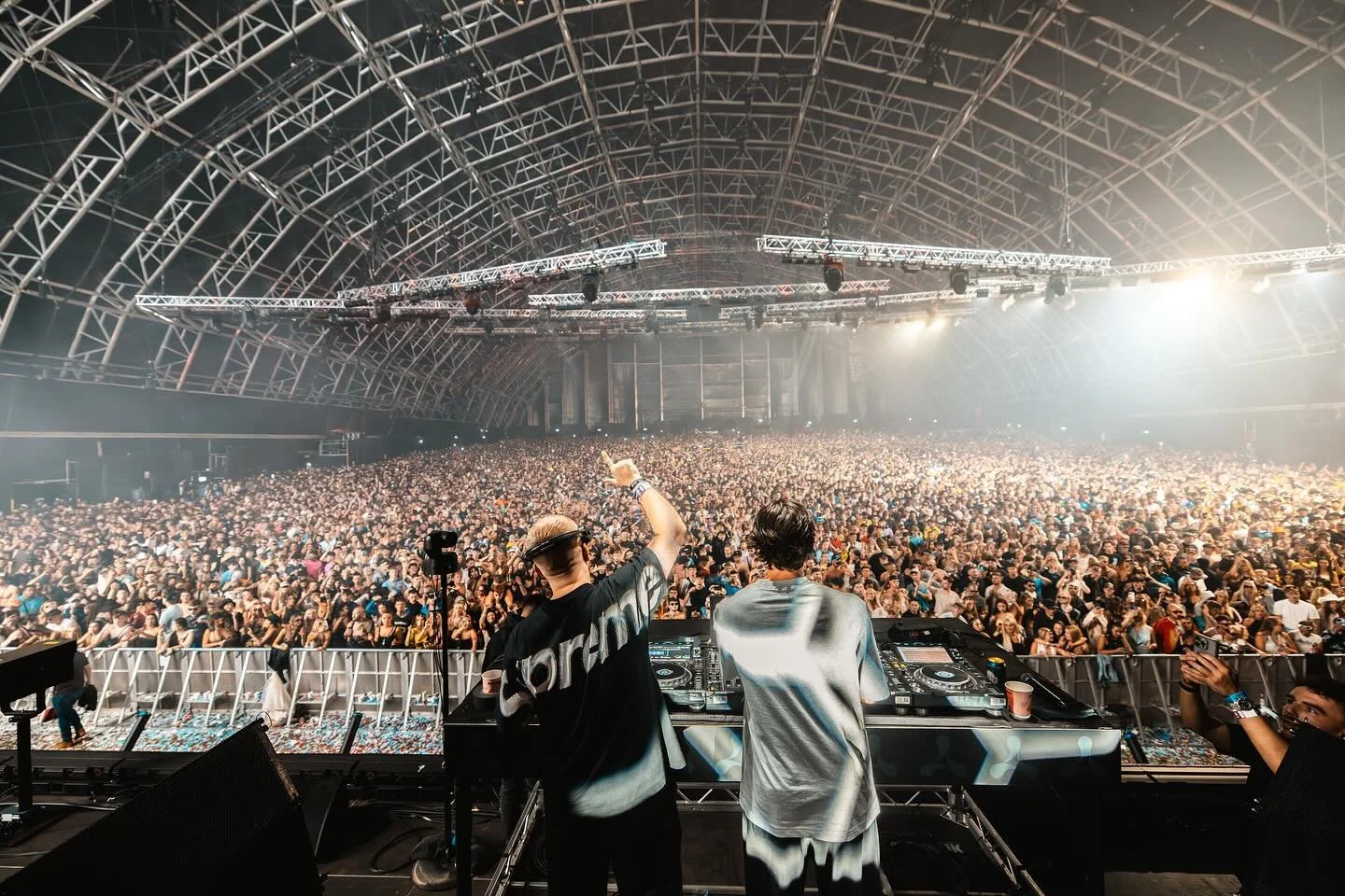 Nights in the Steel Yard, Creamfields Festival 2025 📸 .

Another unbelievable Creamfields weekend, lovely to be part of such a great team for another year @creamfieldsofficial 💙.