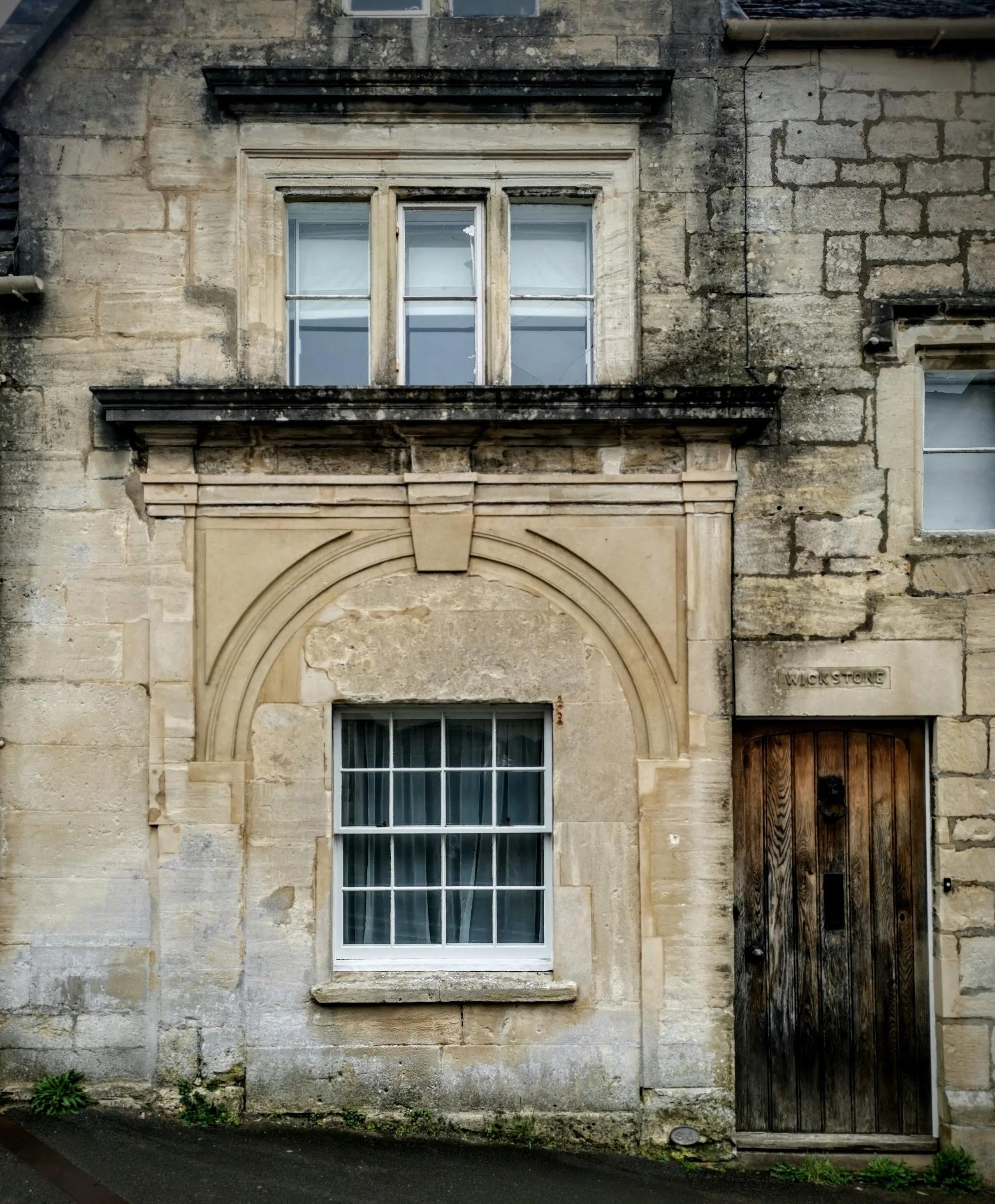 The filling in of this old entrance has been masterfully done to the point it took several passes before I decided to photograph it. I am glad I did: it turns out the three houses along this street, Wickstone, Fleece and  Little Fleece, were once all