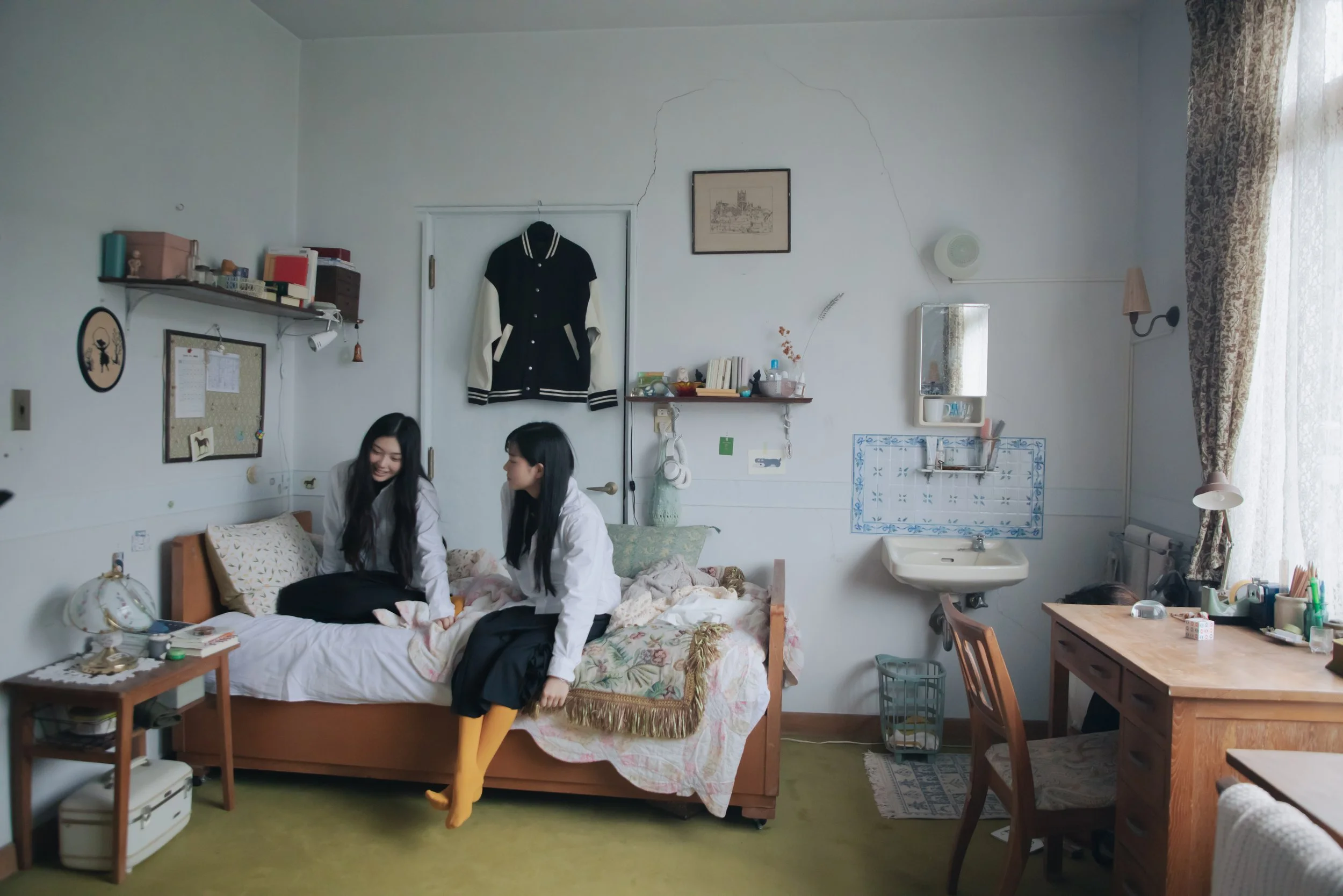 sub4_White Flowers and Fruits.jpg