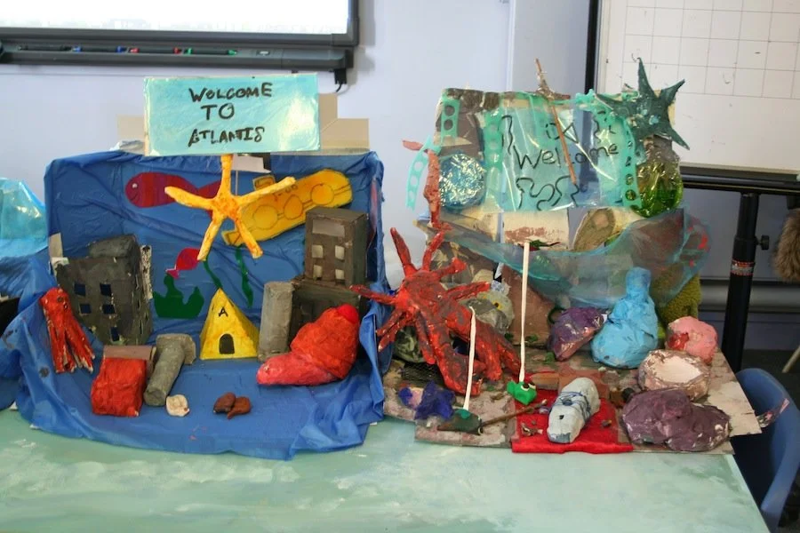 17 - Dioramas.JPG