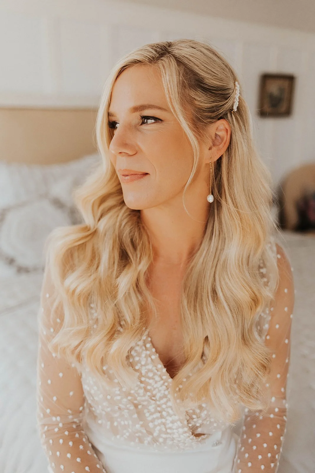 BAREFOOT BLONDE CLIP - IN EXTENSIONS 