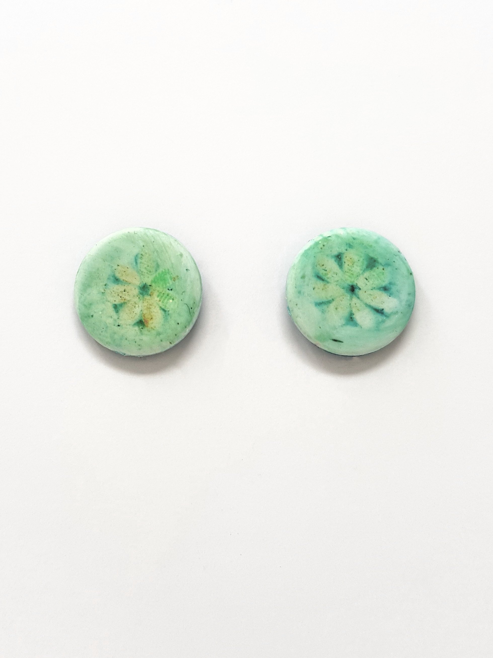 Kalamata Studs