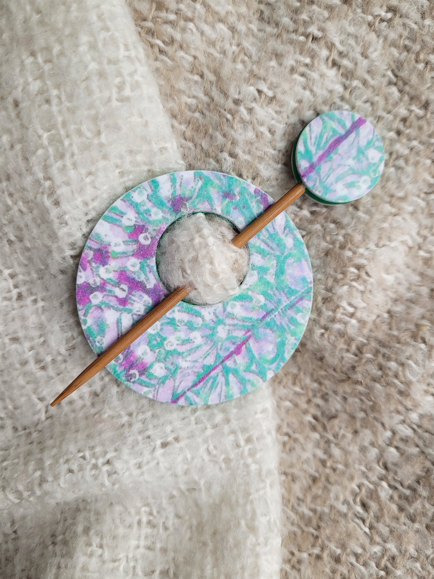 Sprig Green Shawl Pin 2
