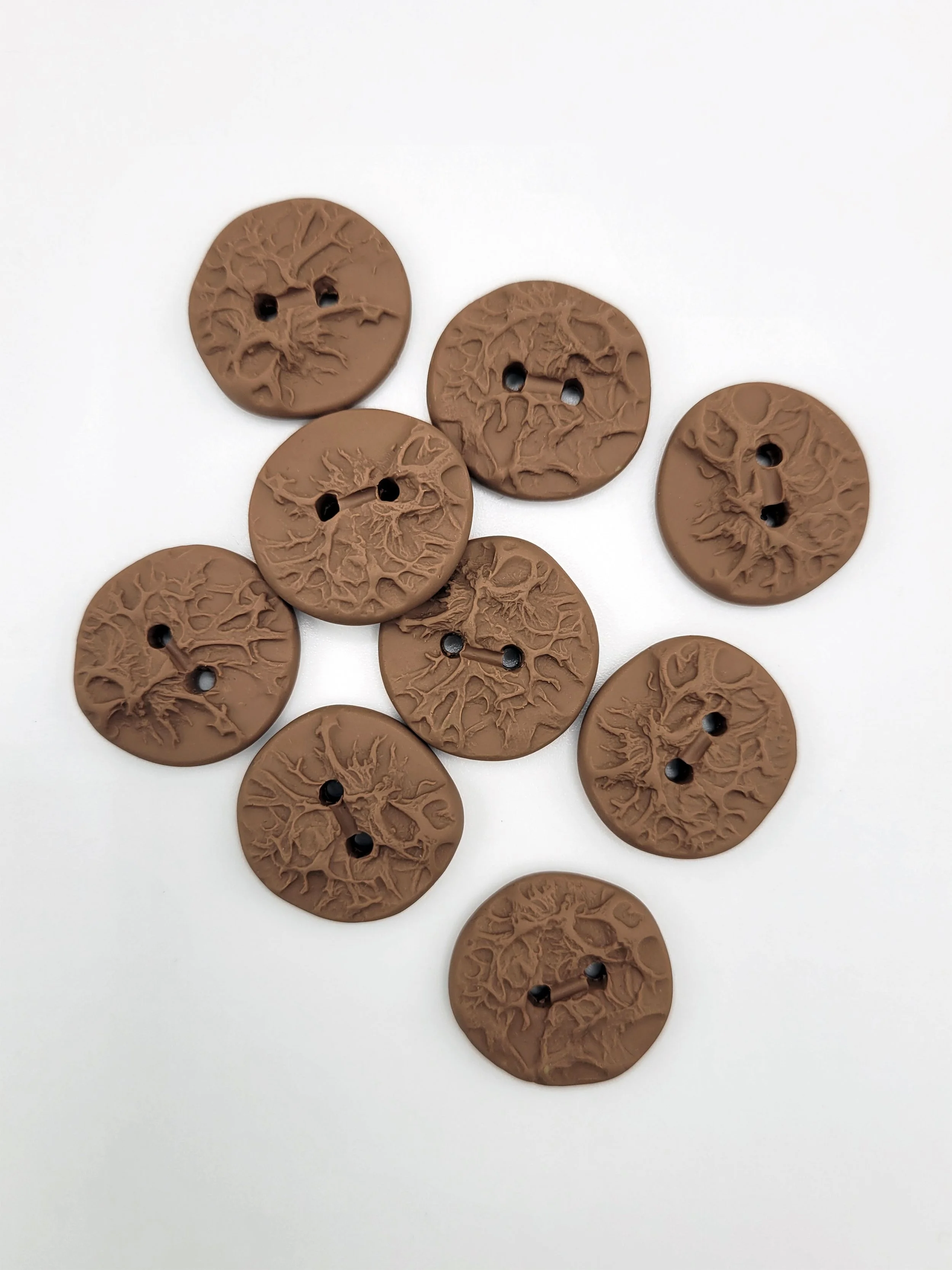 Praline lichen buttons.jpg